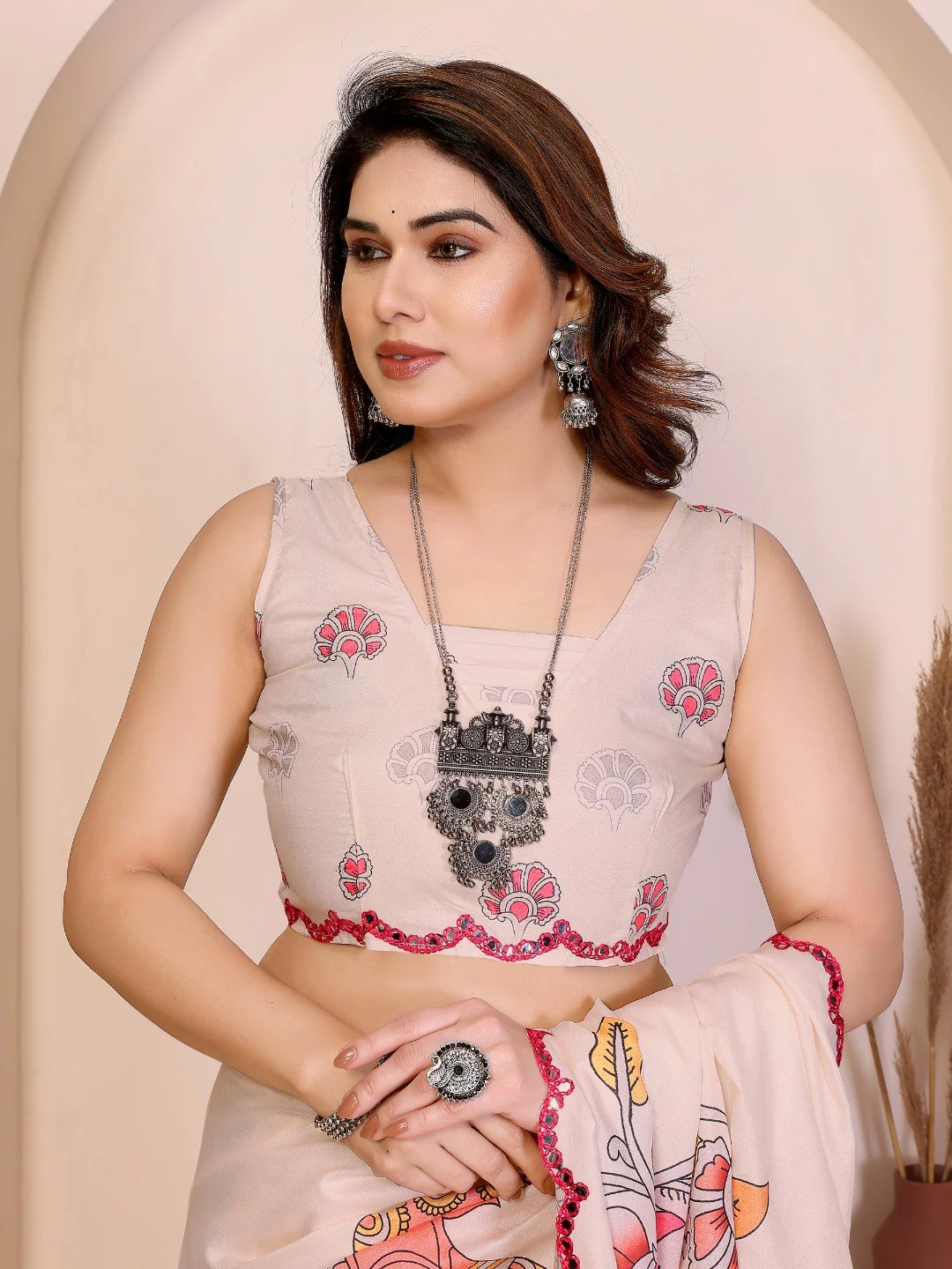 Cream Silk Blend Saree with Digital Print & Mirror Embellished Border - Image 3