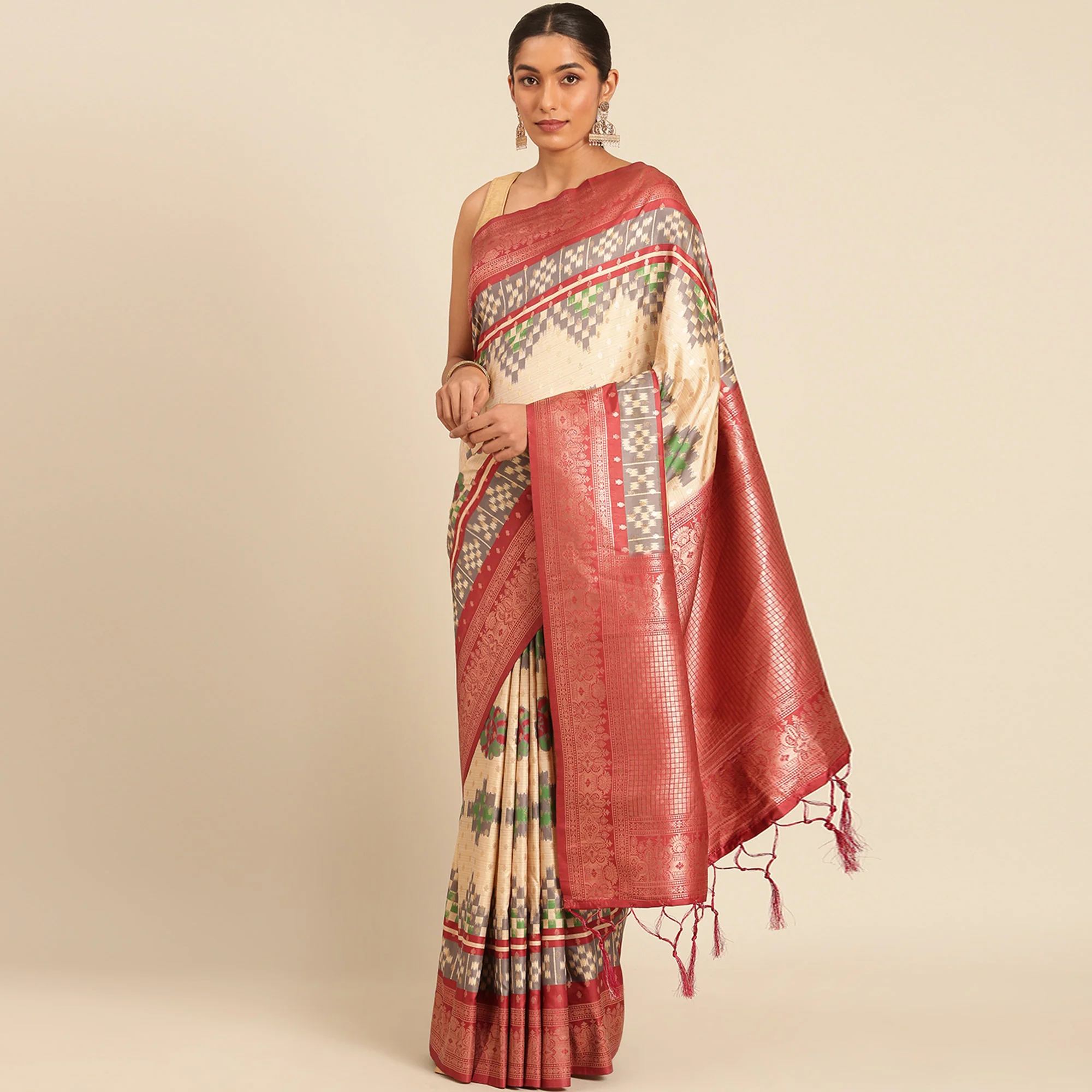 Cream Woven Banarasi Silk Saree With Tassels - Image 2