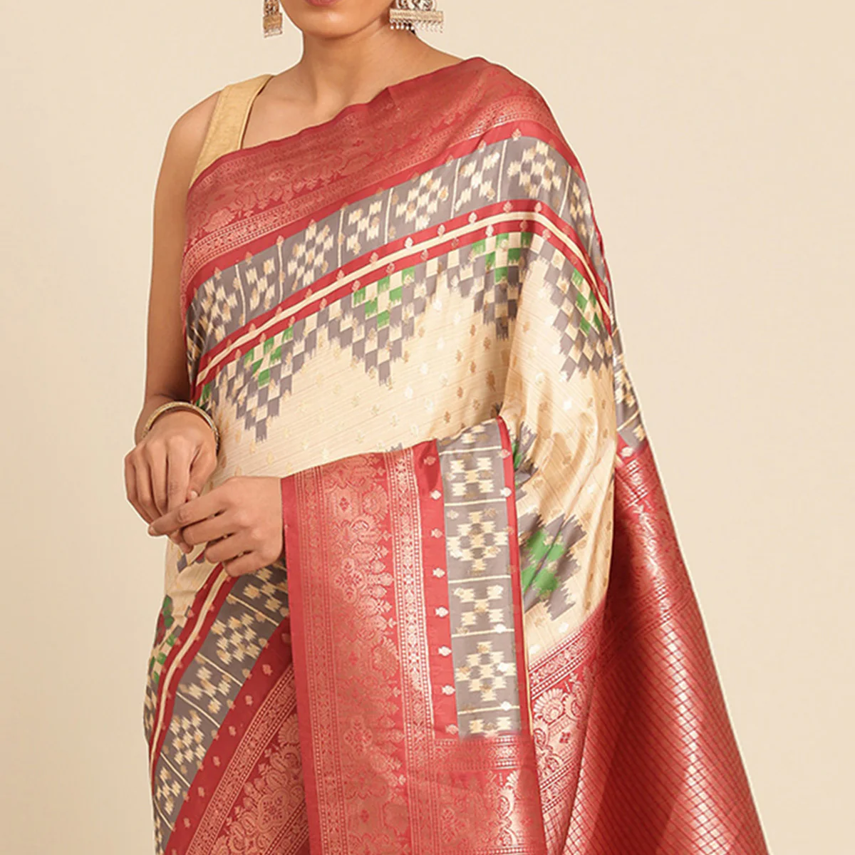 Cream Woven Banarasi Silk Saree With Tassels - Image 3