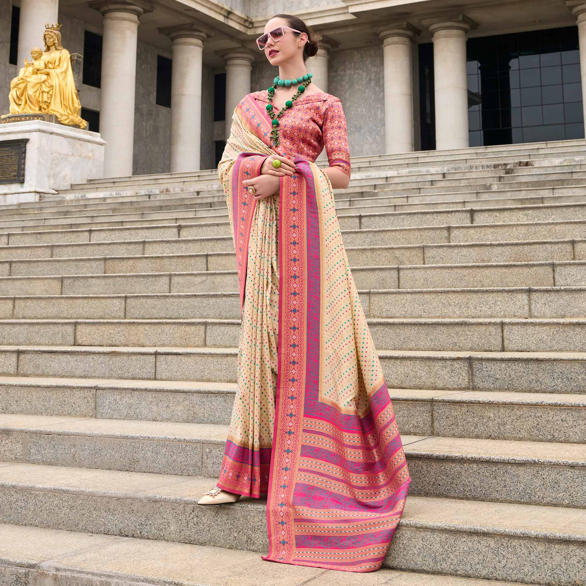 Cream Zari Woven Banarasi Silk Saree - Image 2