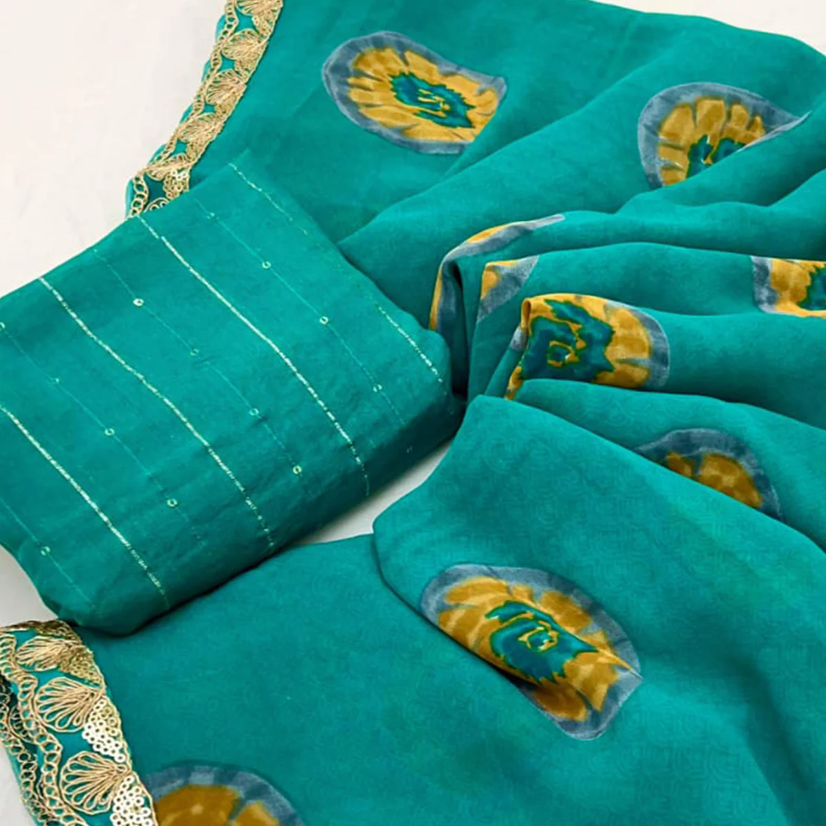 Cyan Green Bandhani Printed Georgette Saree With Sequins Border - Image 2