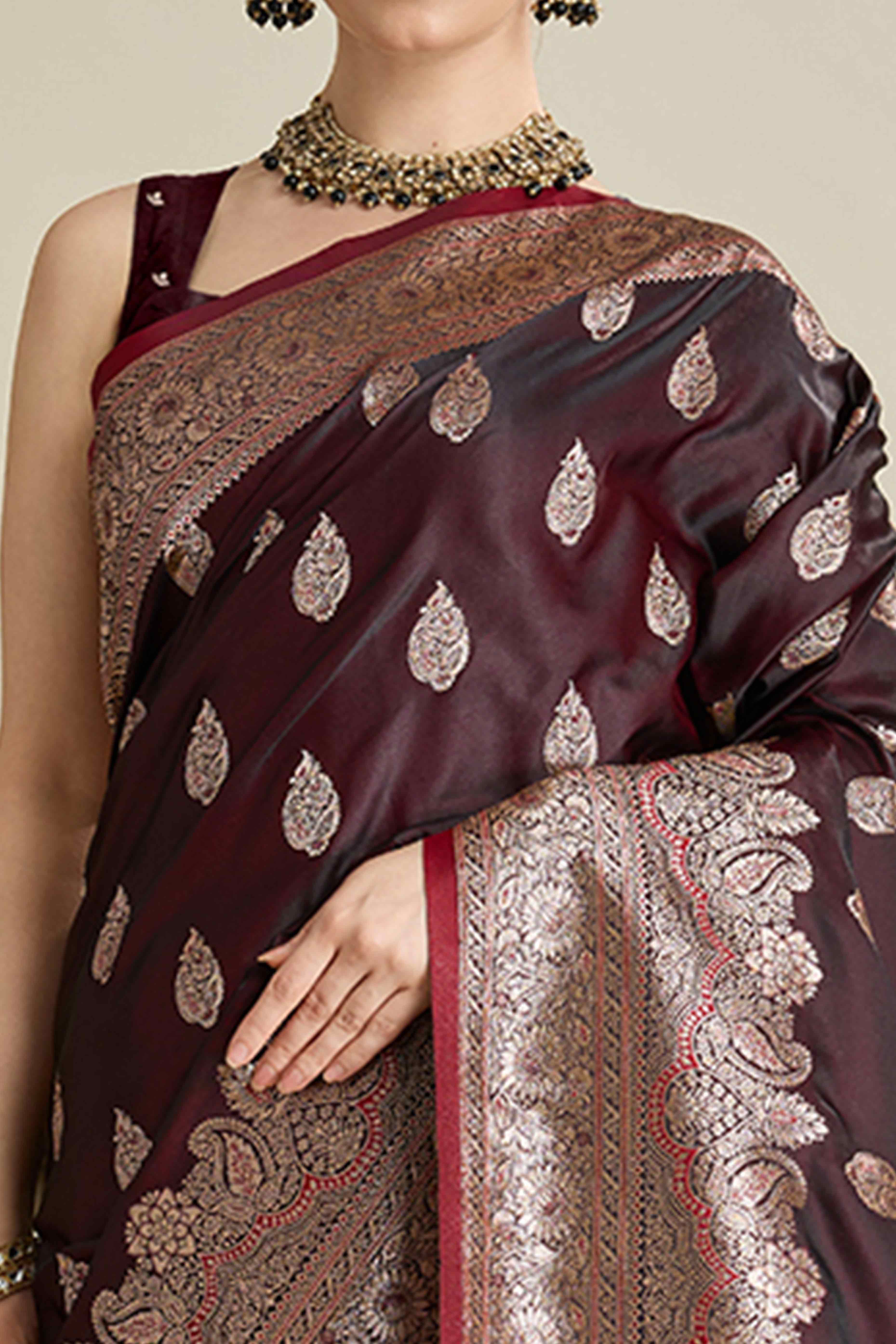 Dark Brown Pure Silk Saree Featuring Traditional Banarasi Zari Weaving Patterns - Image 2
