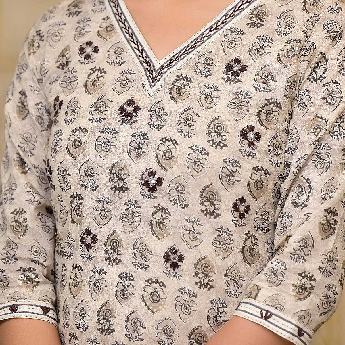 Dark Grey Floral Printed Pure Cotton Straight Salwar Suit - Image 2