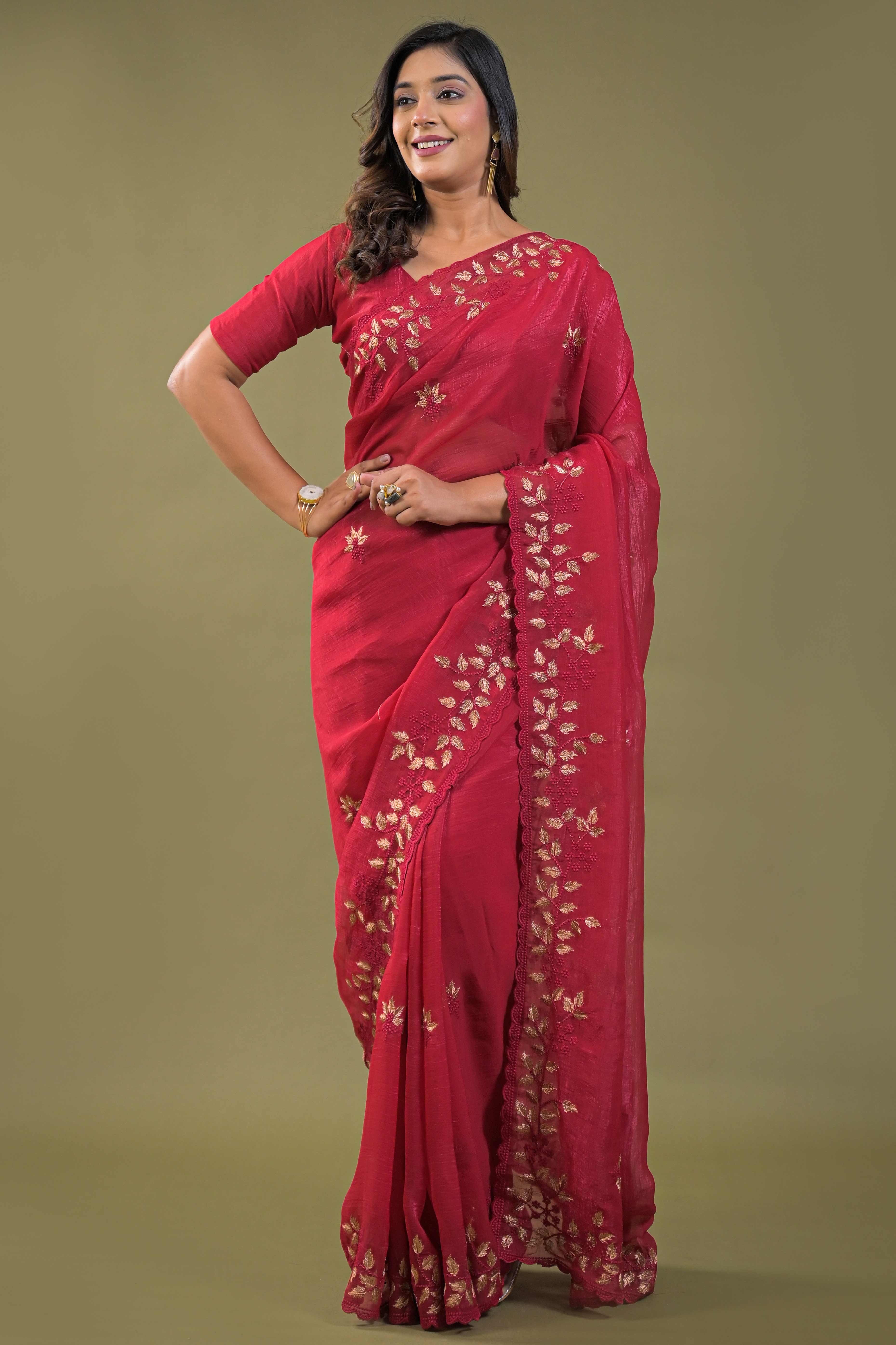 Dark Pink Sheer Organza Saree Adorned with Floral Embroidery - Image 4