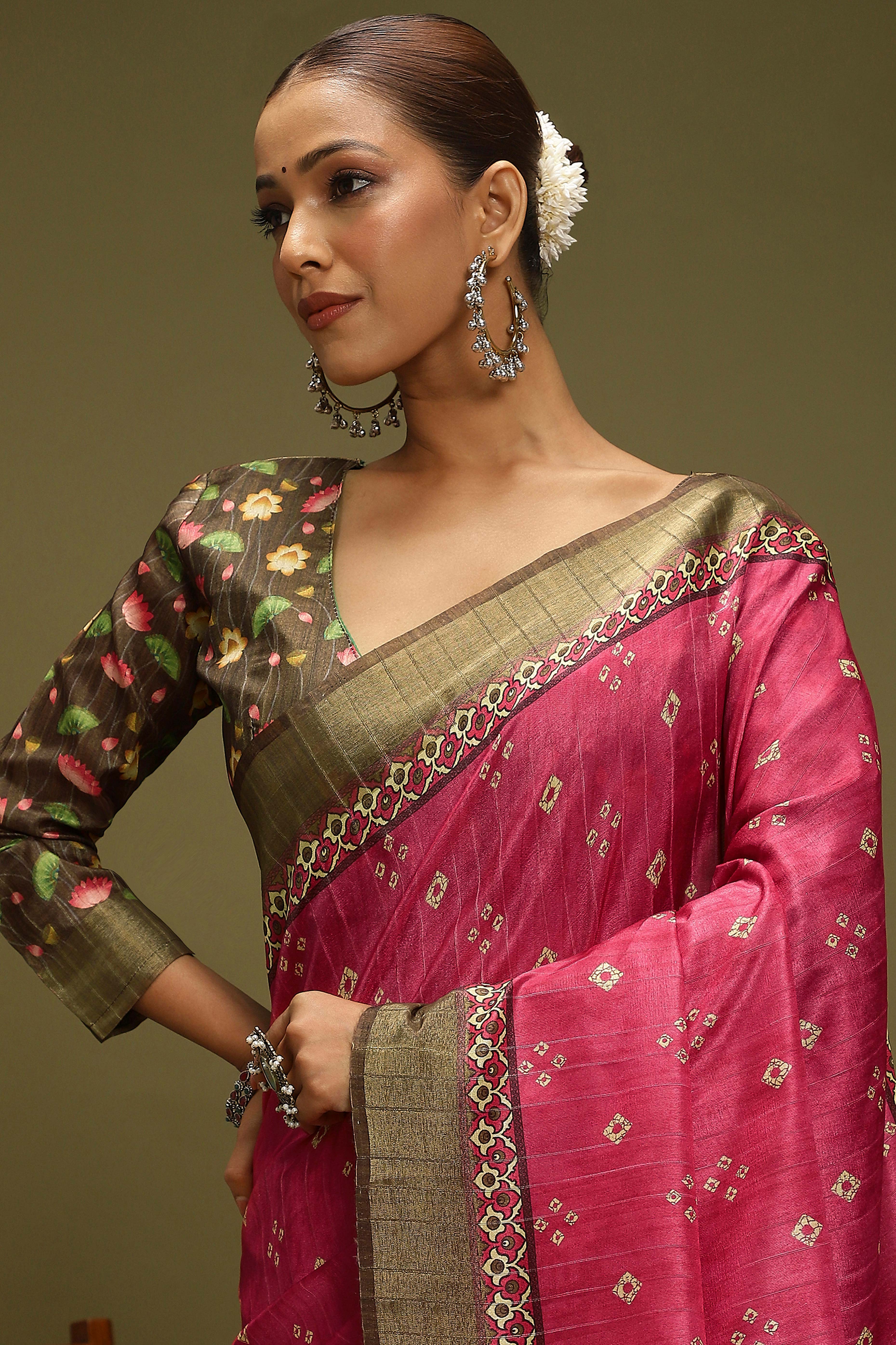 Dark Pink Silk Blend Saree Decorated with Vibrant Bandhani Prints and Festive Detailing - Image 6