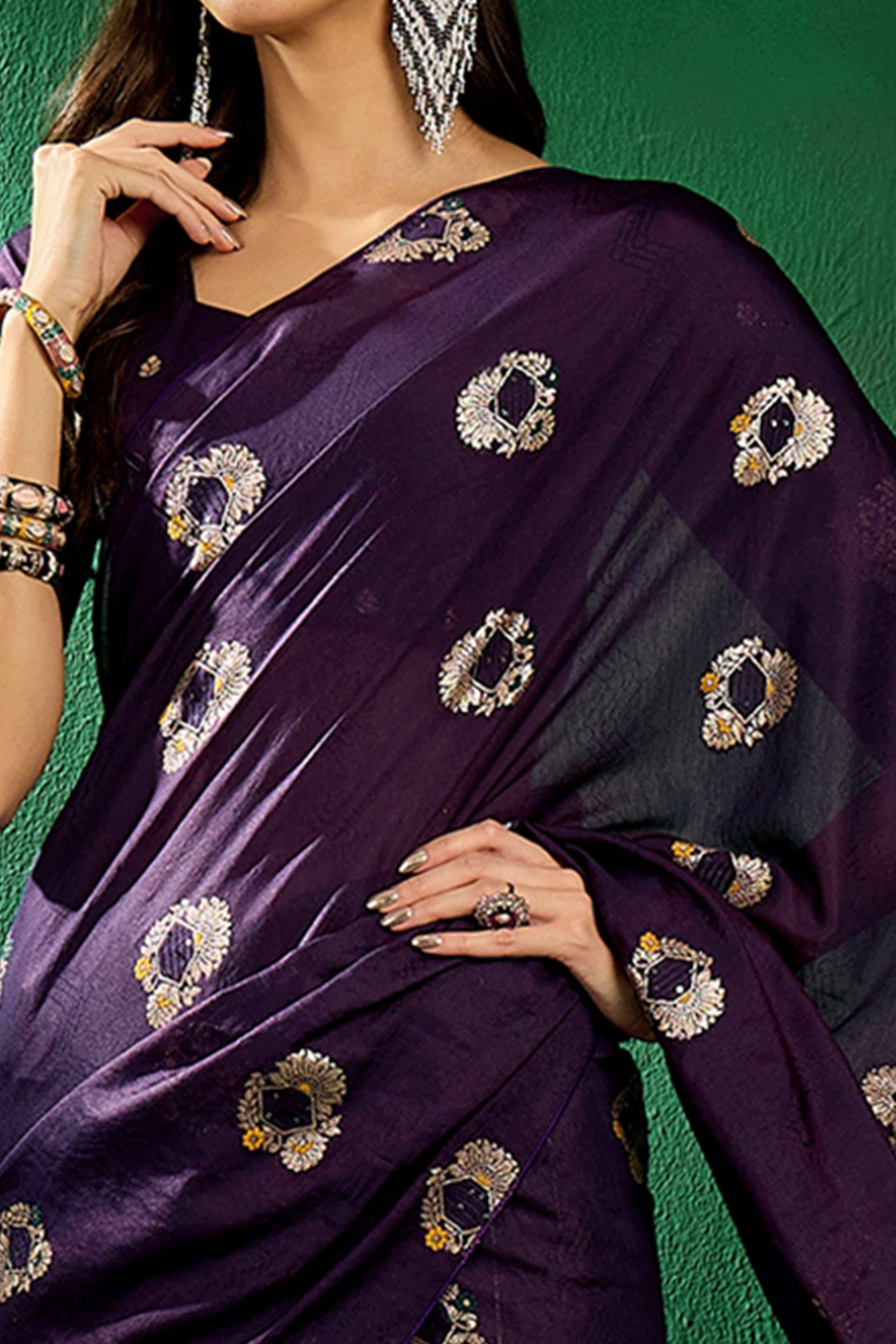 Dark Purple Cotton Blend Meena Jacquard Saree Enhanced With Floral Weaving & Tassel Pallu - Image 2