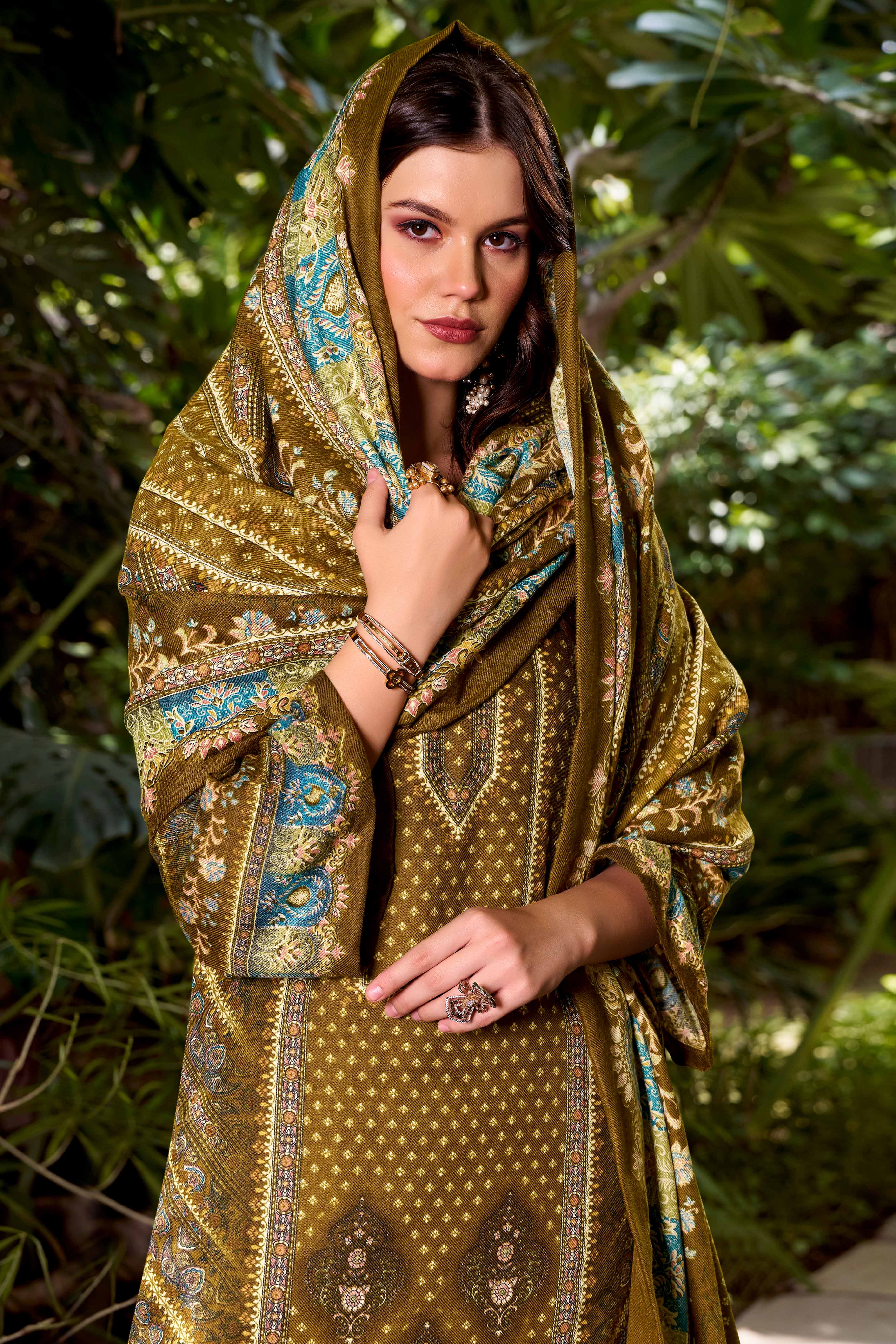 Designed Mehendi Green Pure Pashmina Wool Fabric with Floral Prints for Timeless Appeal - Image 3