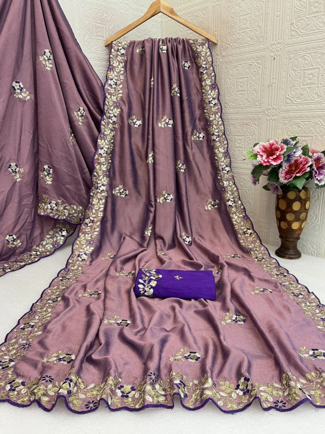 Designer Mauve Vichitra Silk Saree with Artistic Embroidered Border for Timeless Ethnic Elegance - Image 8