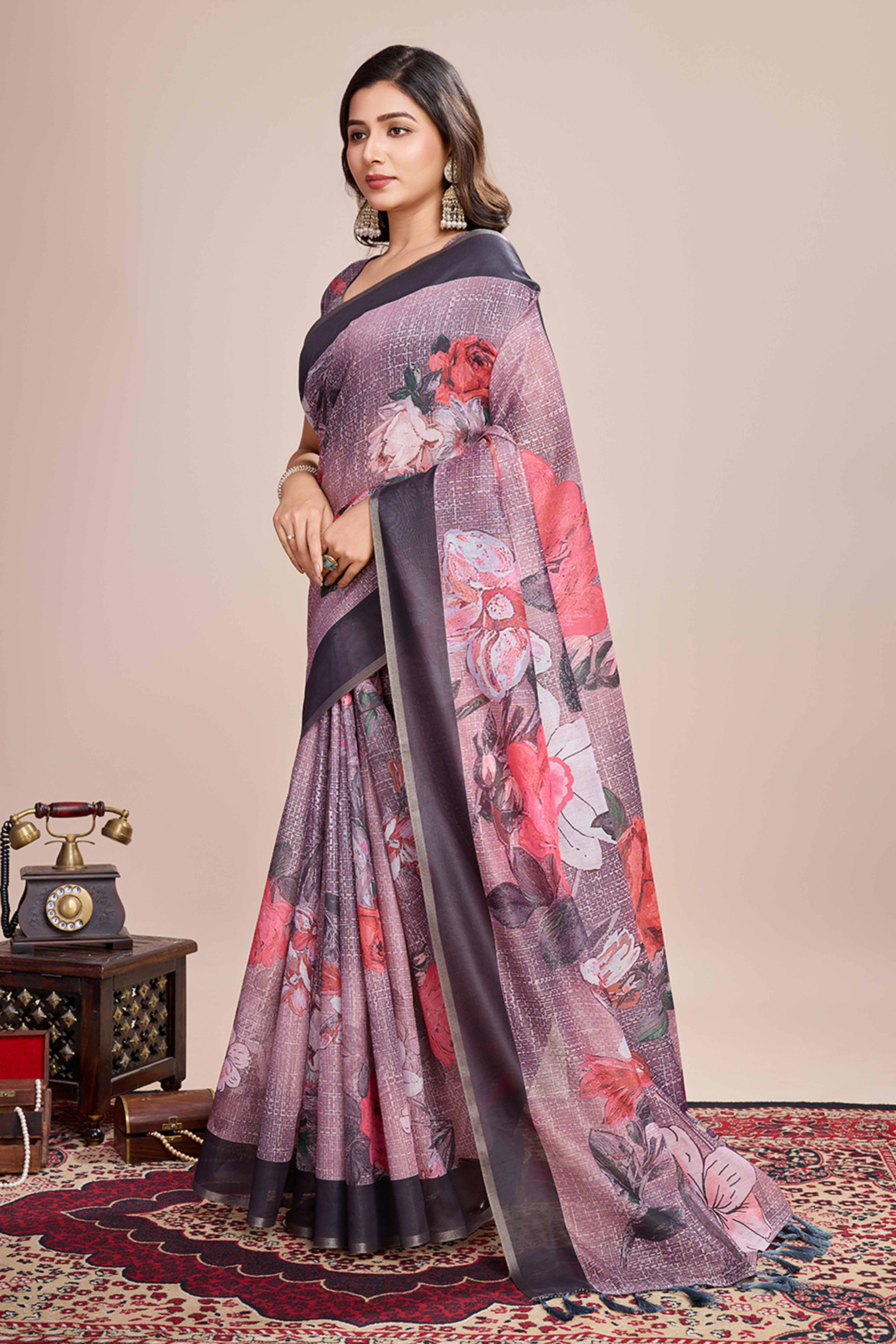 Dusky Purple Floral Printed Linen Saree - Image 3