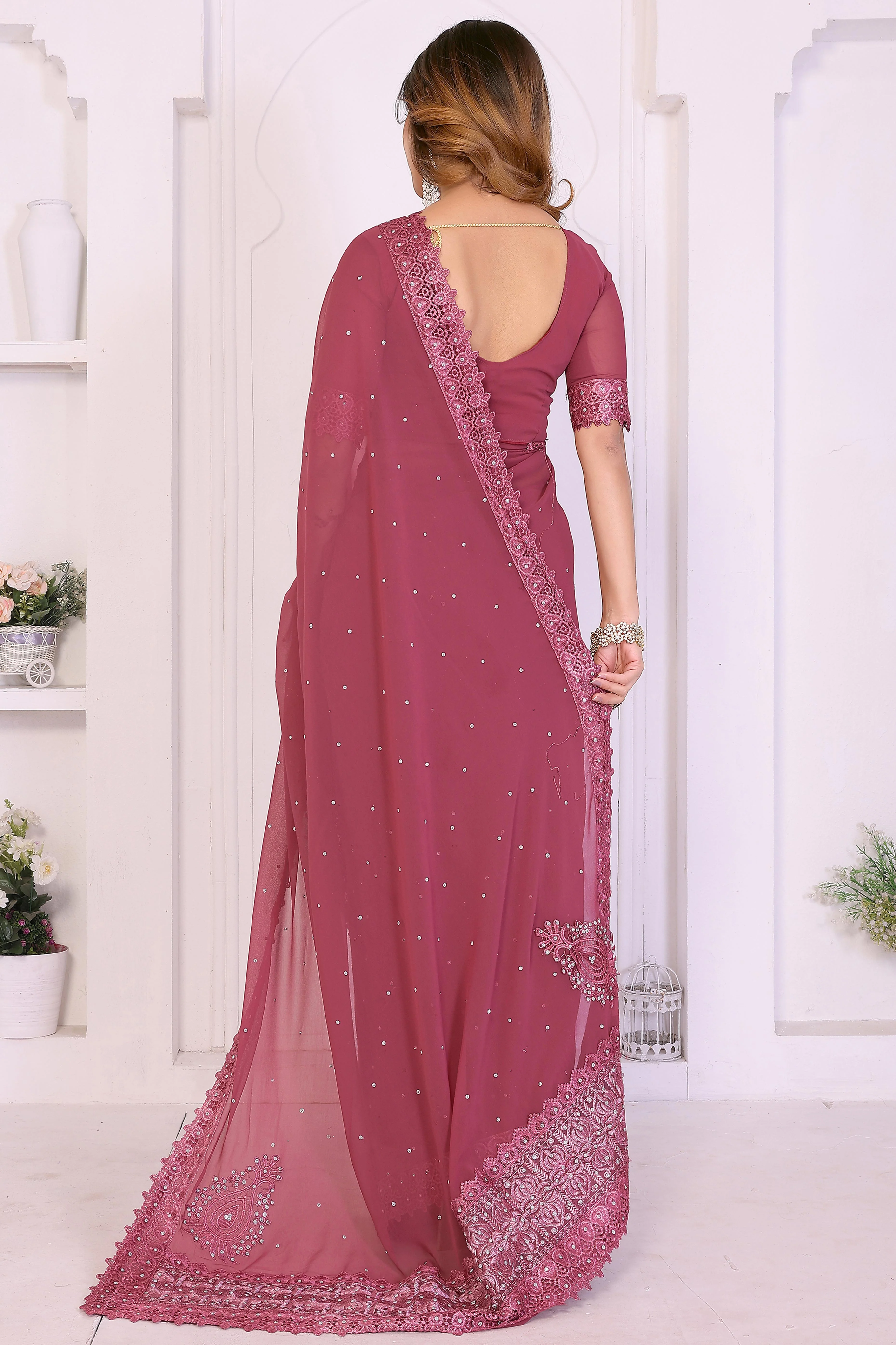 Dusty Pink Designer Georgette Saree Enhanced with Delicate Thread Work Embroidery - Image 5