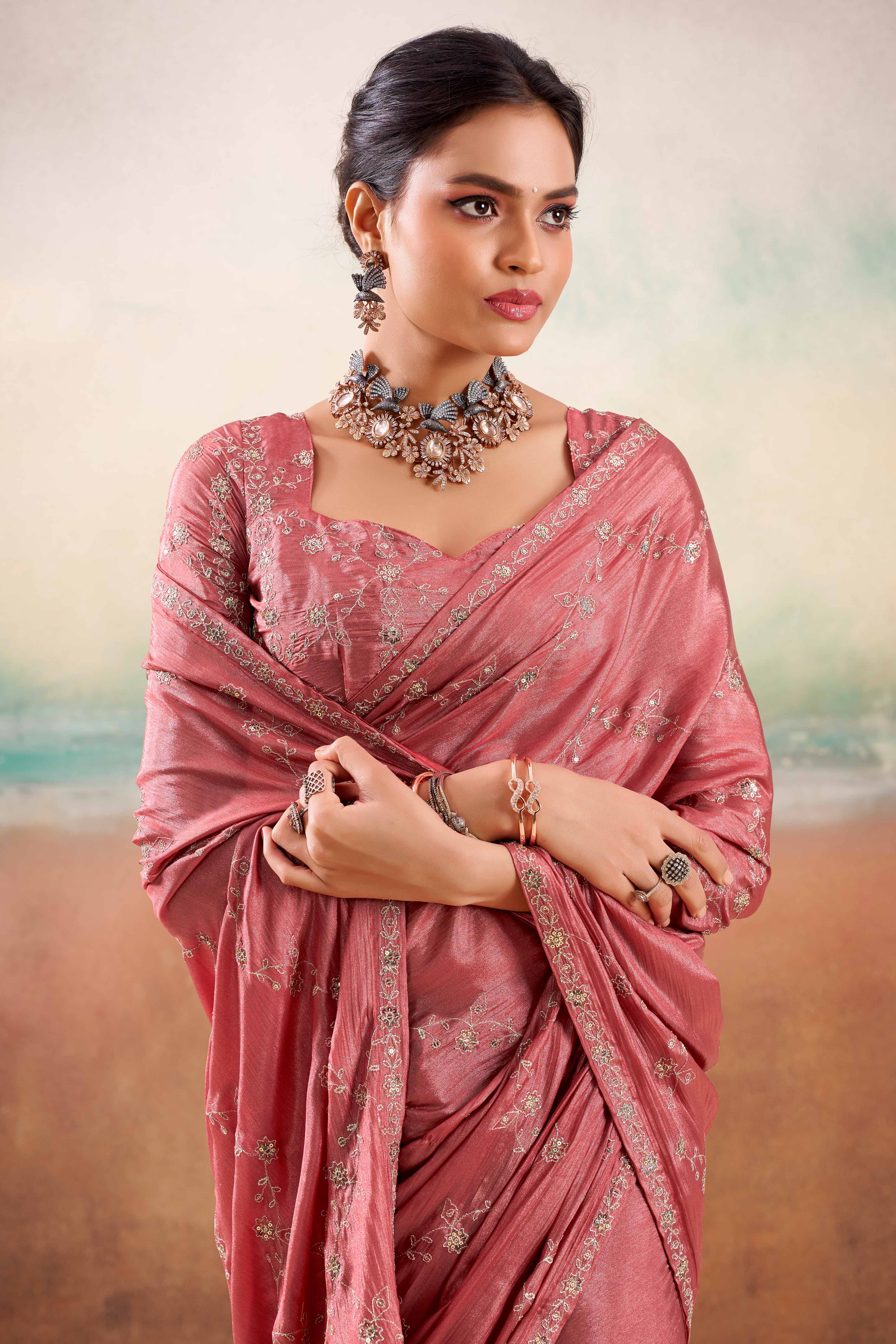 Dusty Pink Two Tone Chiffon Saree Adorned With Floral Cording Embroidery & Sequins Work - Image 4