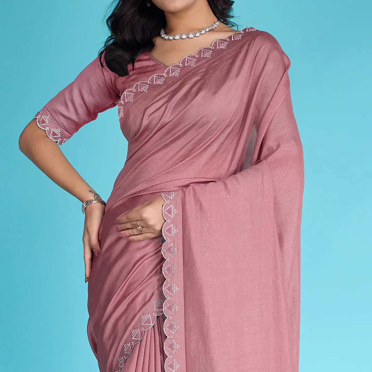 Dusty Rose Pink Solid With Zarkan & Pearl Diamond Lace Khadi Shimmer Saree - Image 3