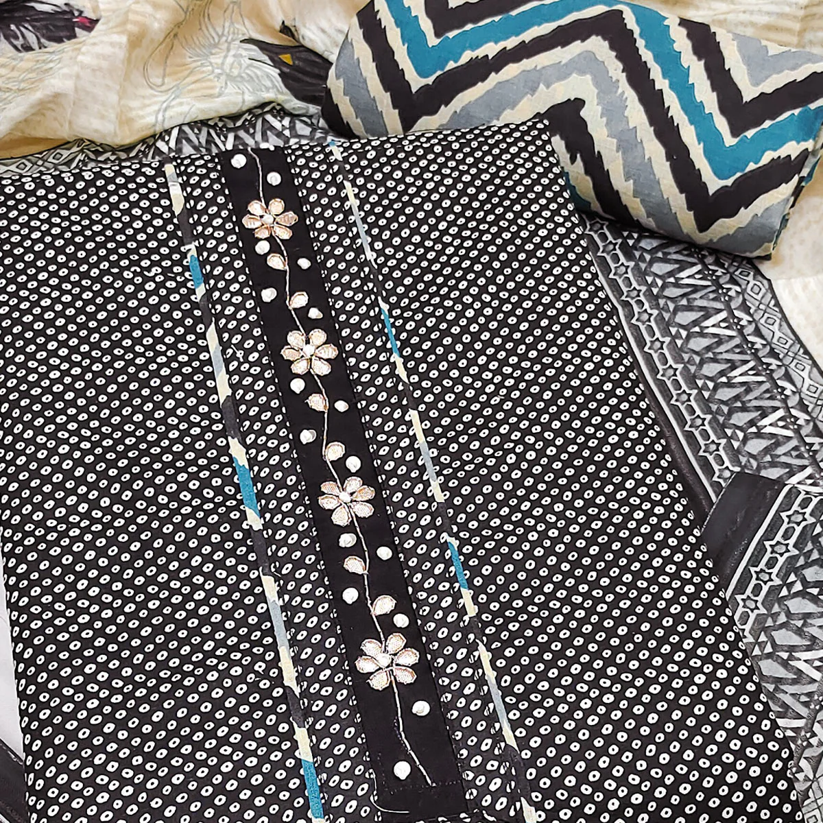 Elegant Black Bandhani Printed Pure Cotton Dress Material Enhanced With Delicate Floral Handwork - Image 2