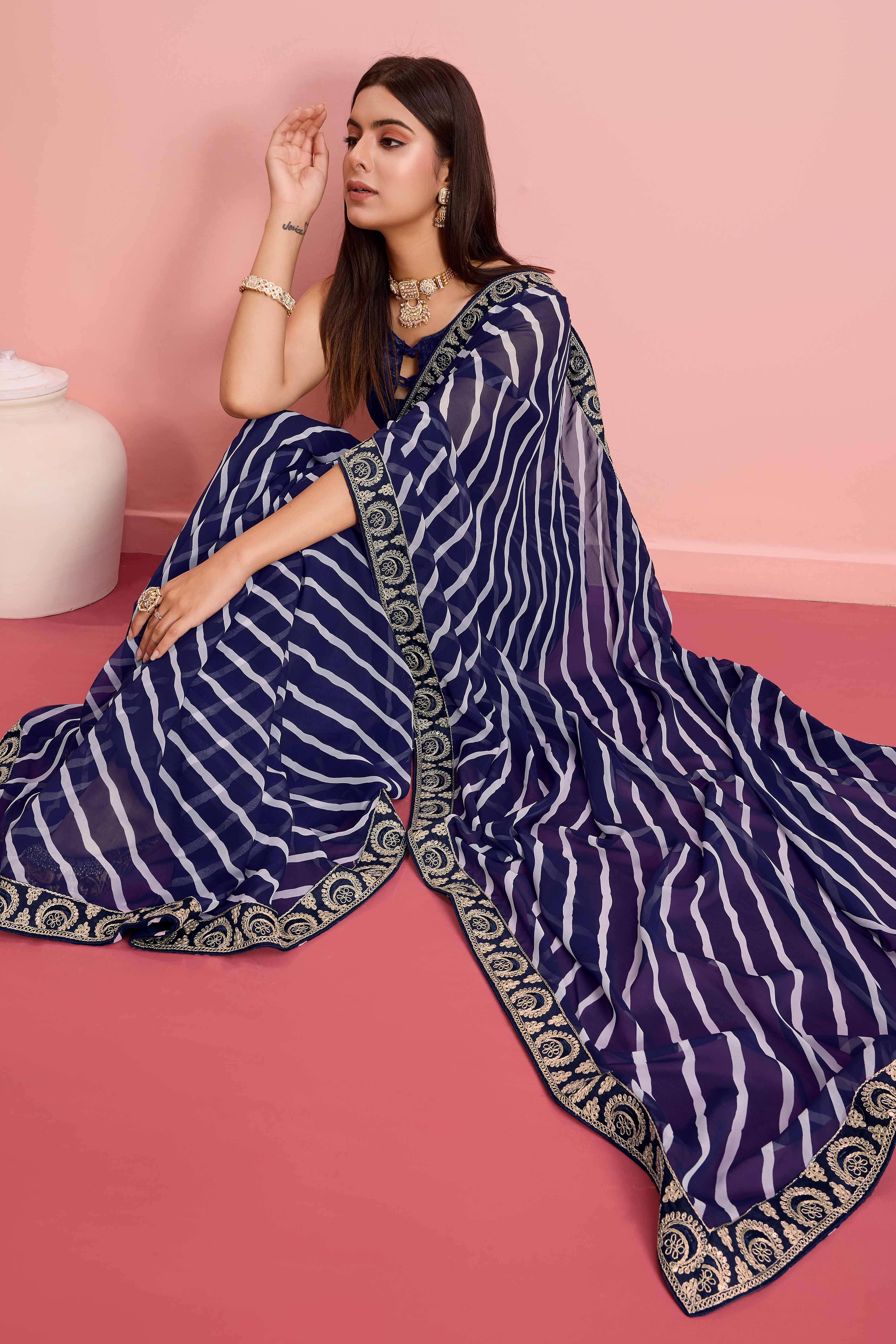 Elegant Blue Leheriya Printed Saree in Flowing Georgette - Image 5