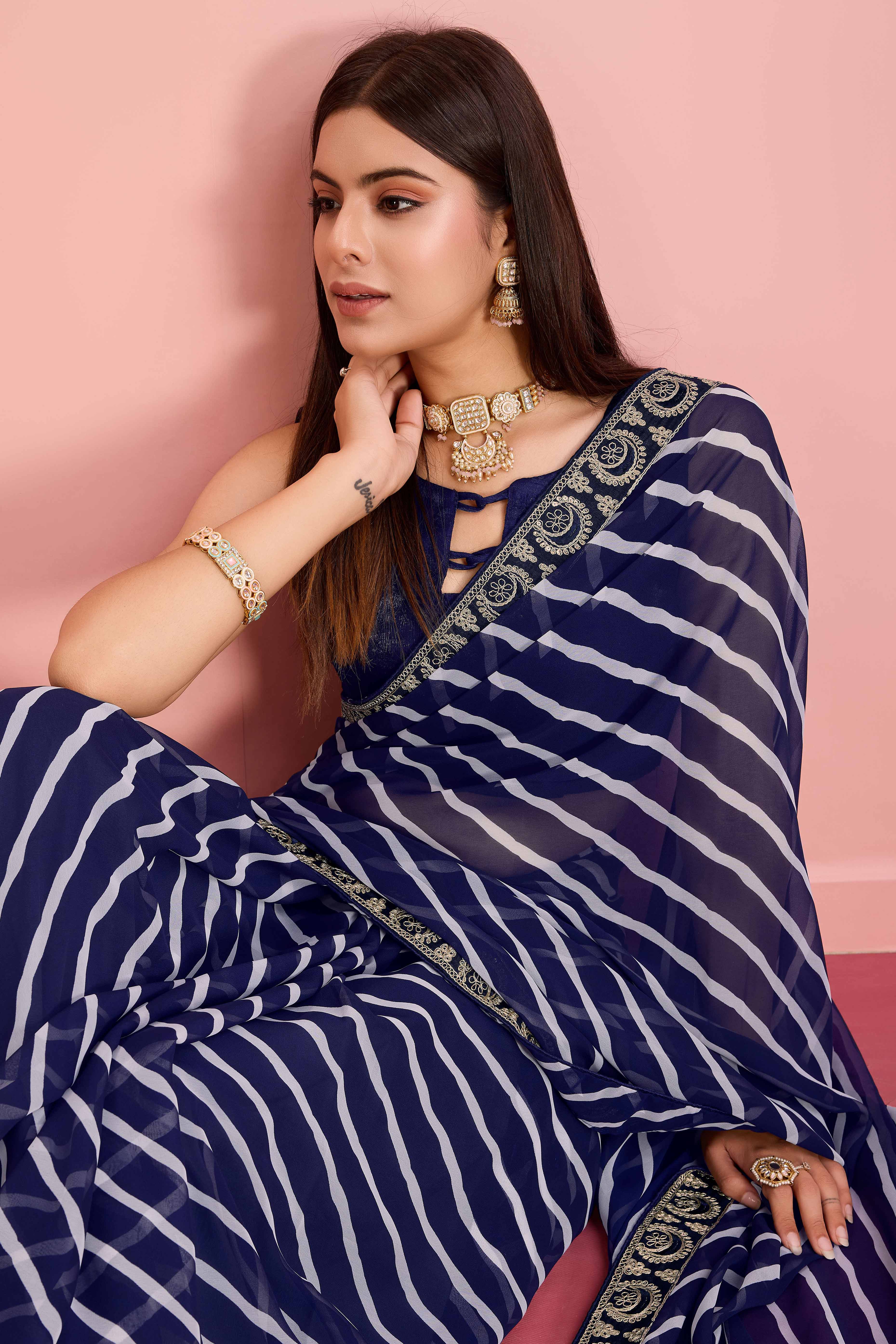 Elegant Blue Leheriya Printed Saree in Flowing Georgette - Image 6