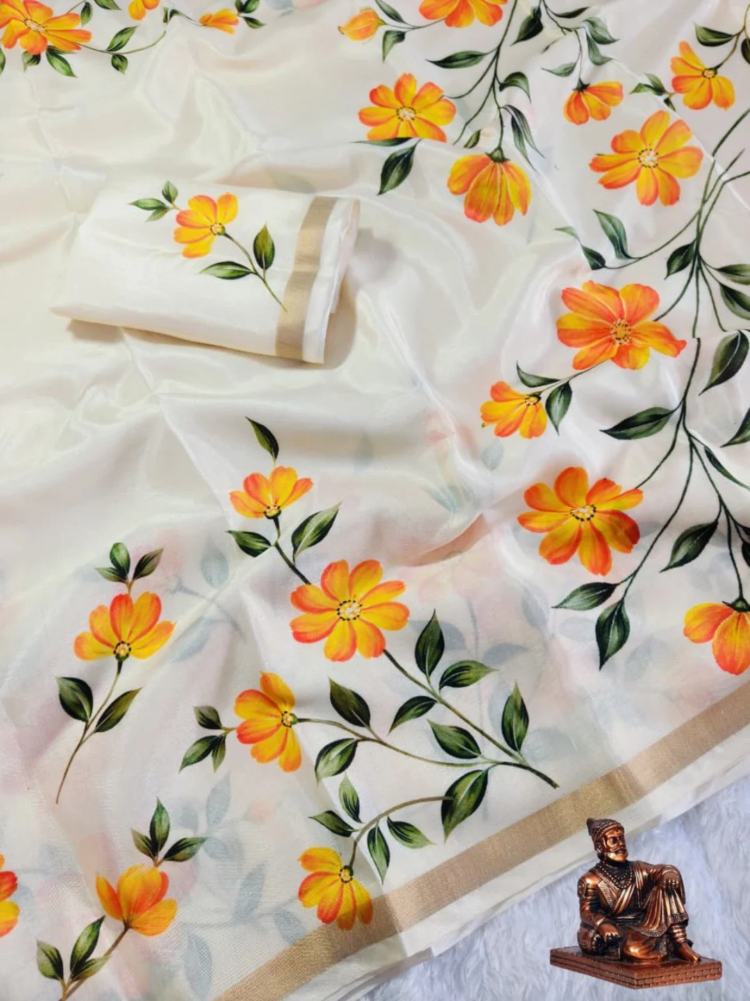 Elegant Cream Mulmul Cotton Floral Printed Saree - Image 3