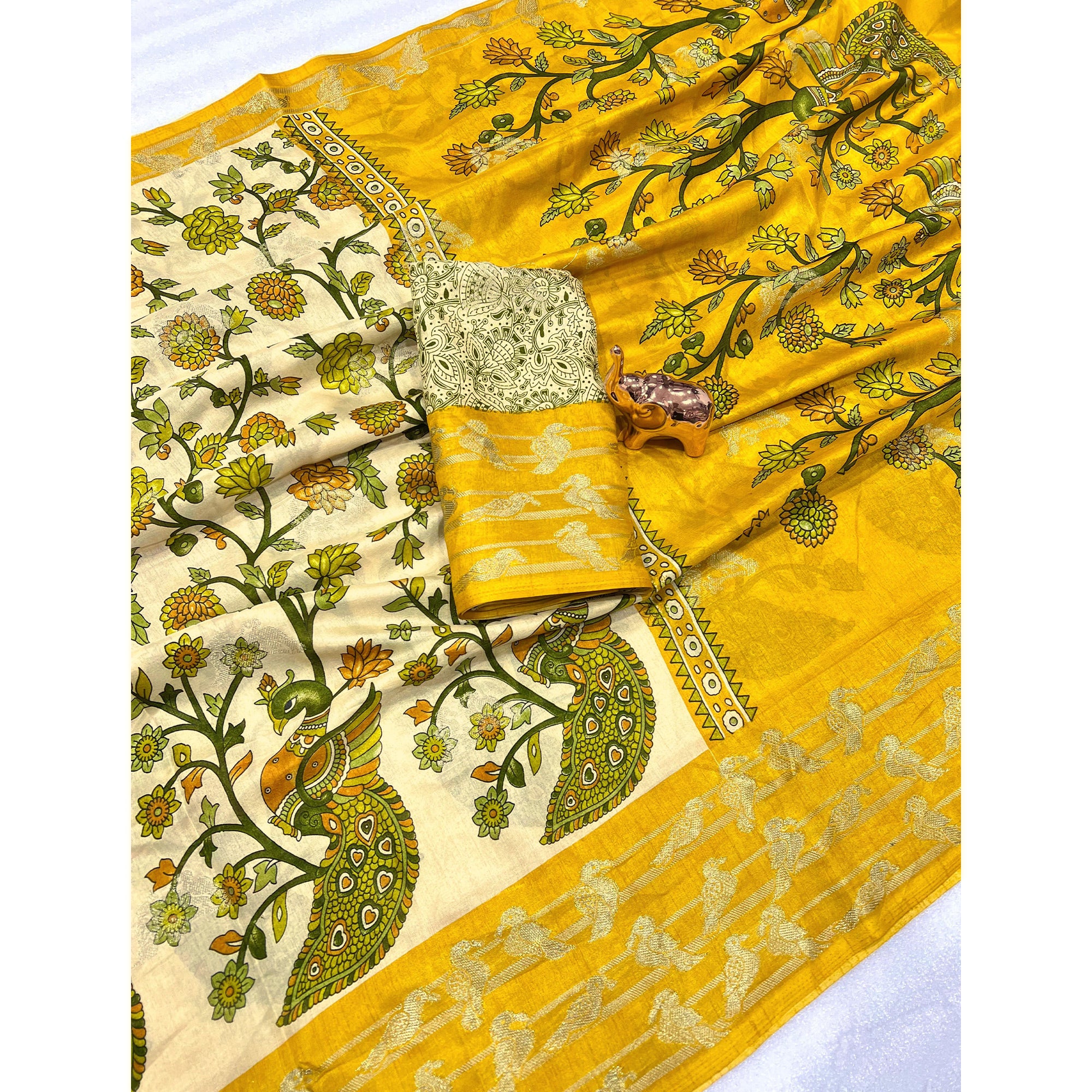 Elegant Cream & Yellow Cotton Blend Saree Adorned With Vibrant Peacock Floral Print - Image 5