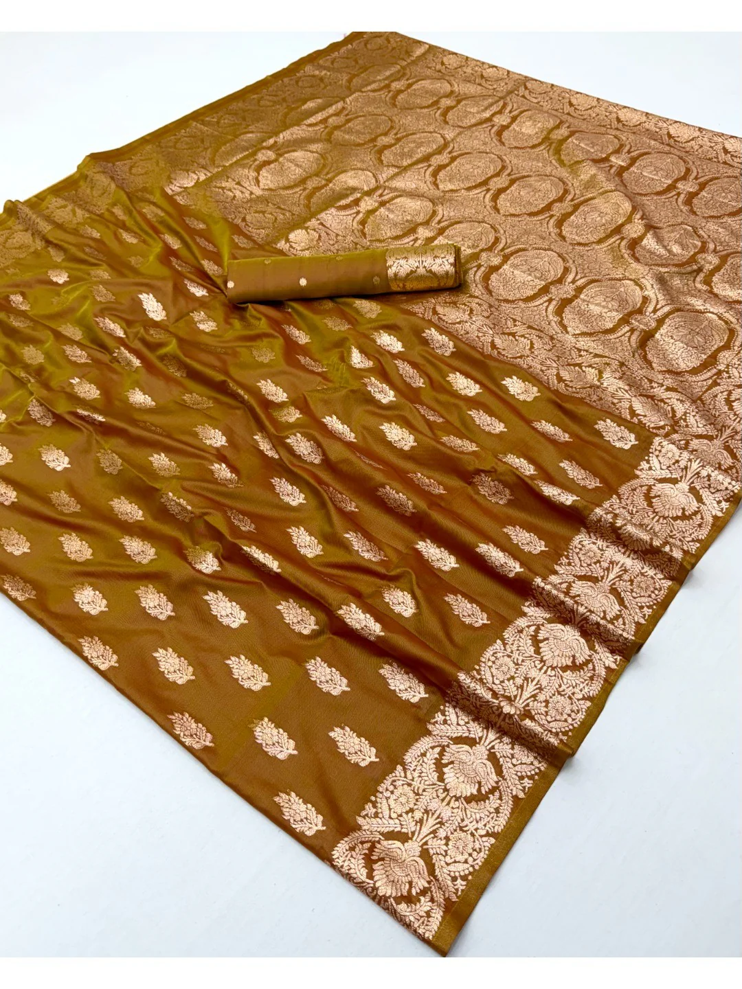 Elegant Dark Mustard Floral Zari Weaving Art Silk Saree With Graceful Traditional Craftsmanship - Image 3