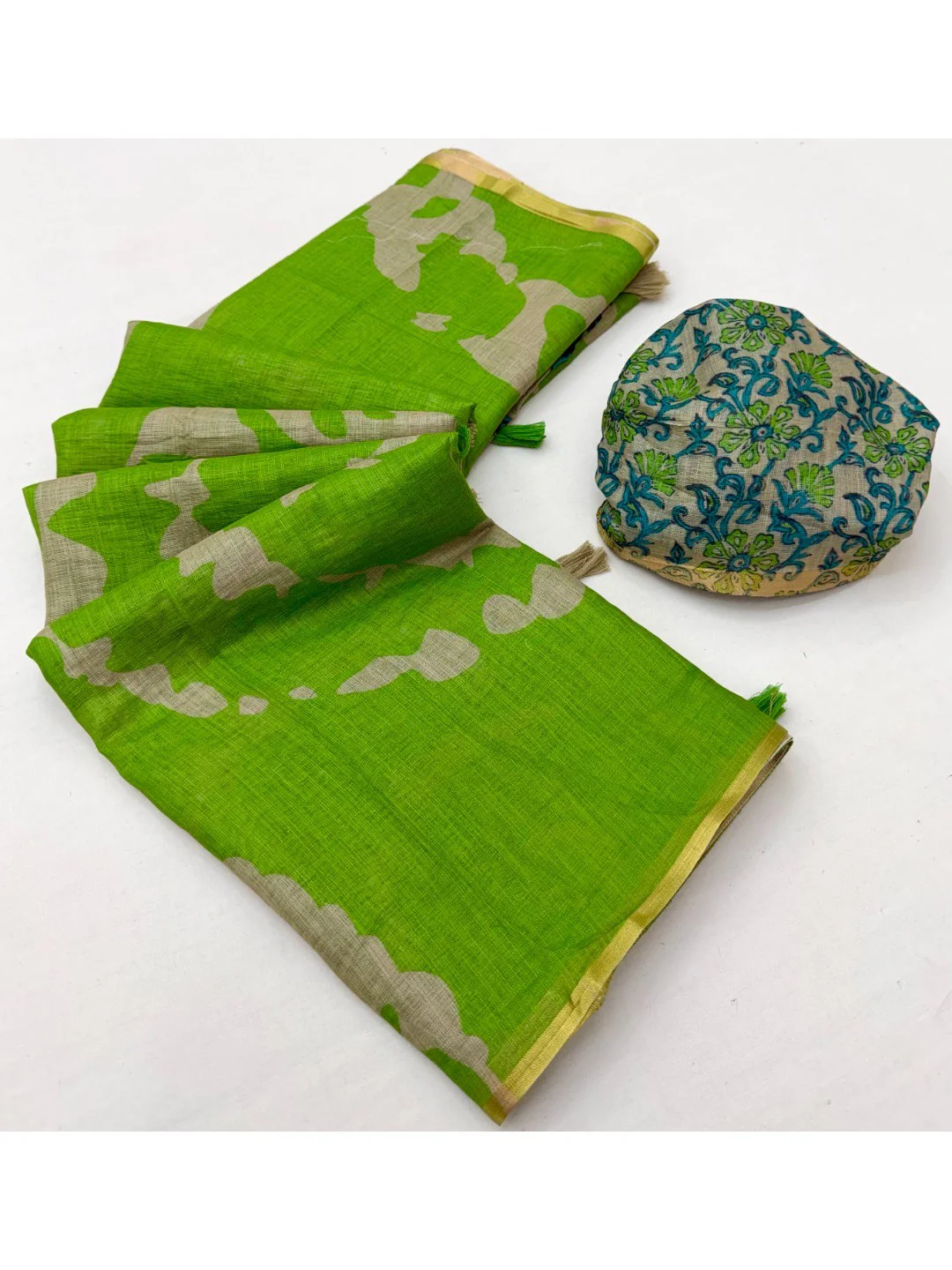 Elegant Green Abstract Print Linen Saree with Floral Blouse - Image 3