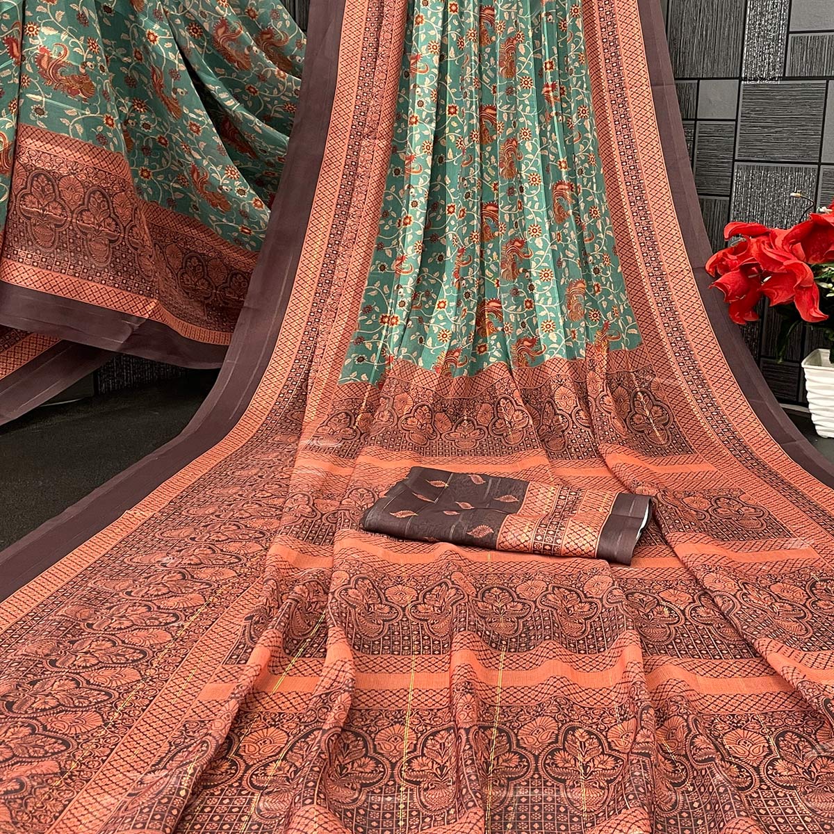 Elegant Green & Brown Floral Digital Printed Georgette Saree Adorned With Subtle Zari Stripes - Image 2