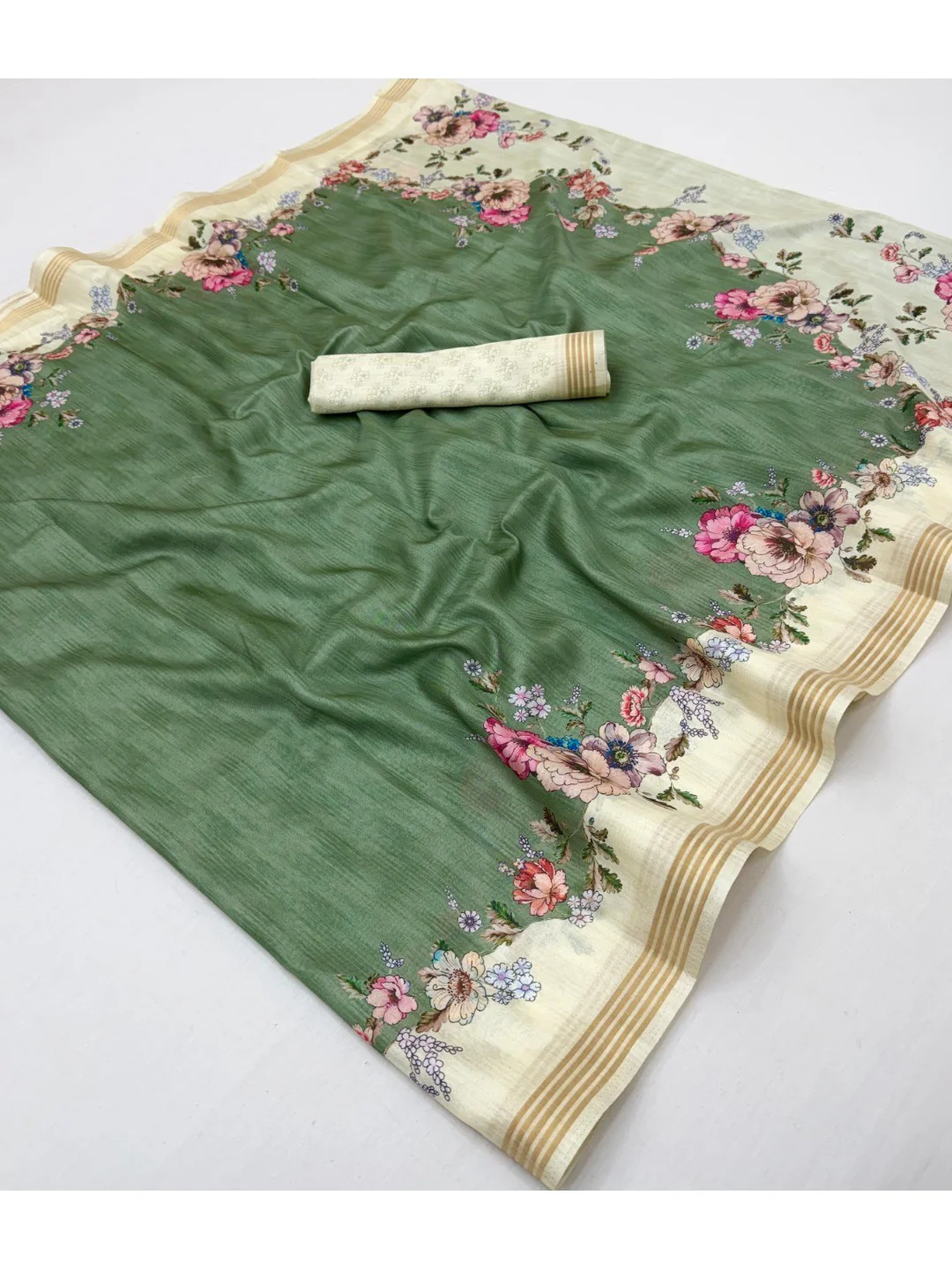 Elegant Green Dola Silk Saree with Floral Digital Print - Image 2