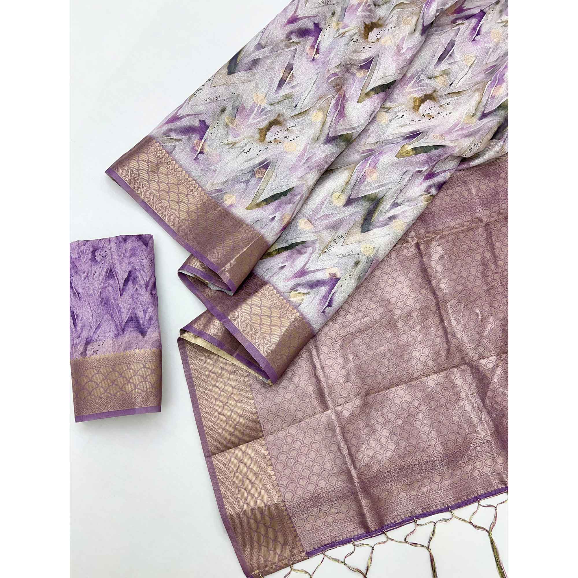 Elegant Lavender Silk Blend Saree With Zig-Zag Digital Print & Weaving Work - Image 3