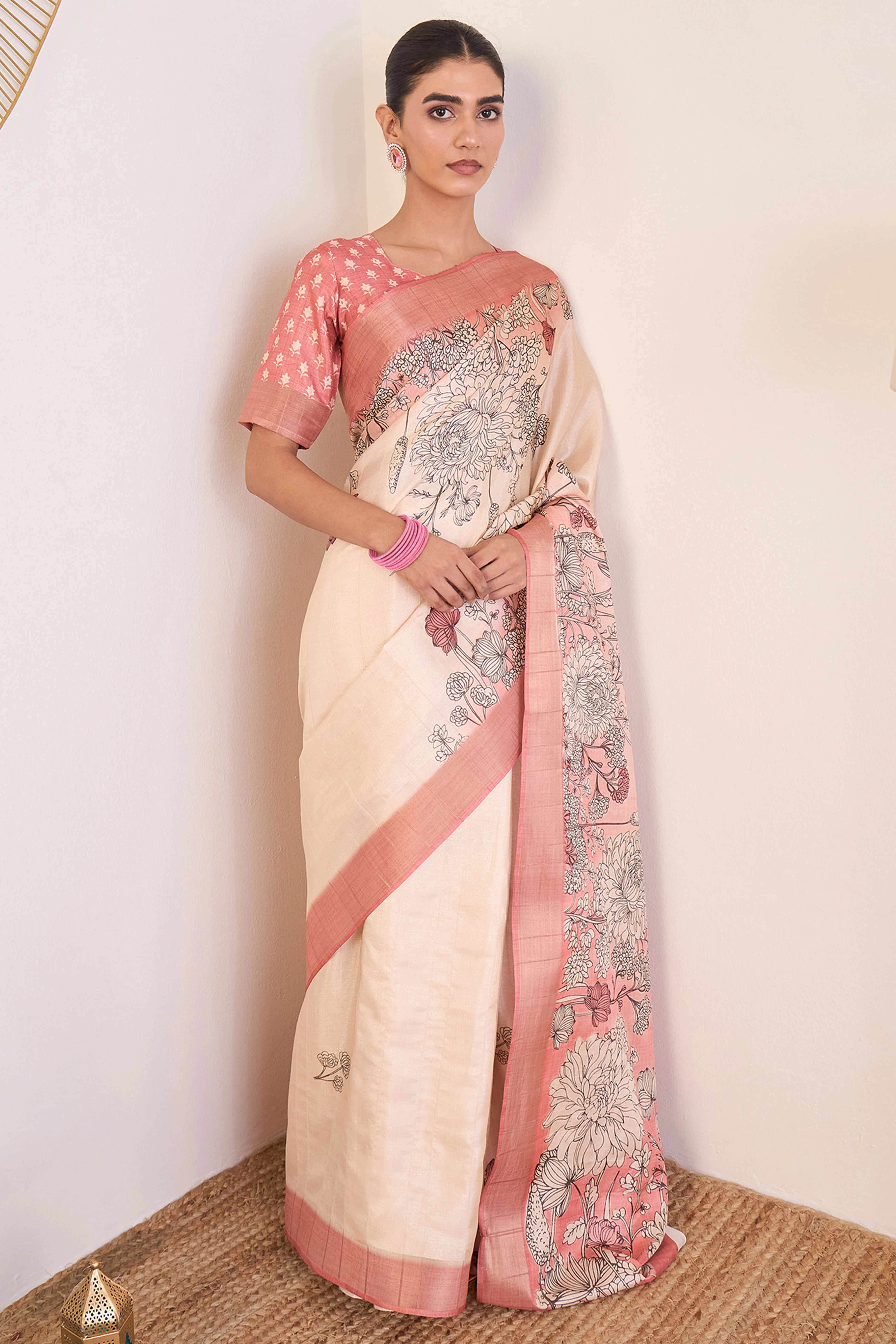 Elegant Peach Floral Printed Kotha Cotton Silk Saree Reflecting Subtle Sophistication - Image 3