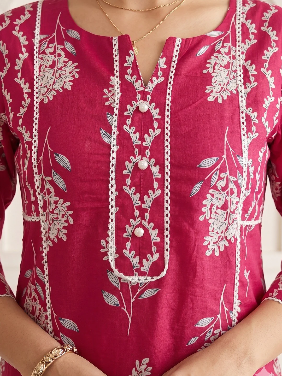 Elegant Pink Floral Printed Pure Cotton Straight Kurta Set with Dupatta - Image 4