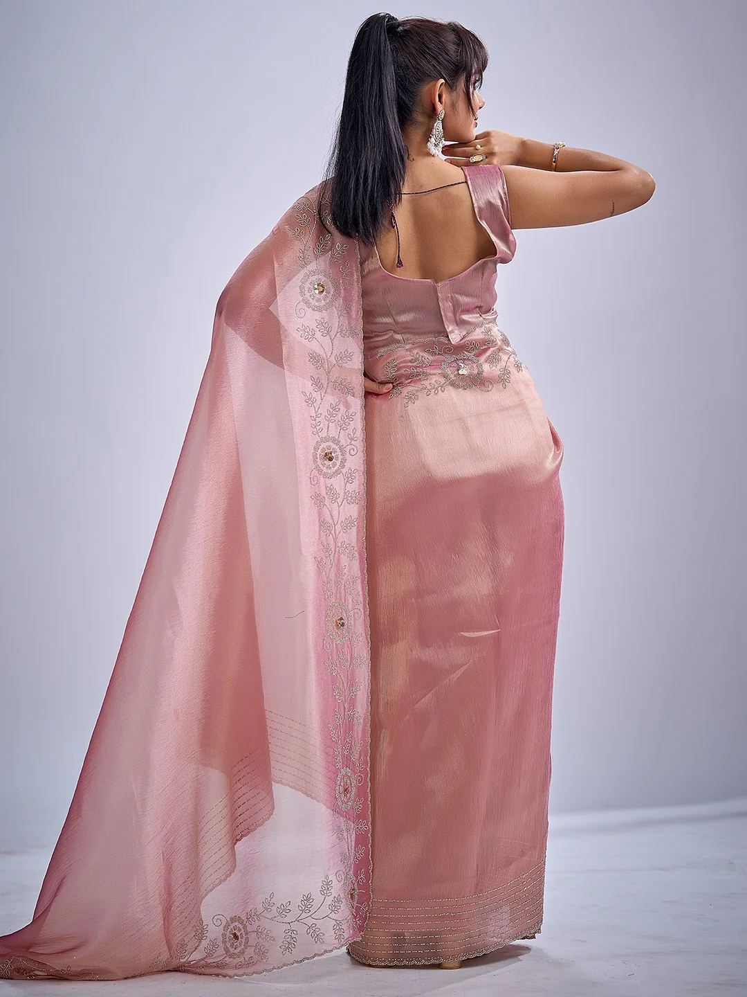 Elegant Pink Kanjivaram Silk Saree Adorned With Stone Work & Cut Dana Detailing - Image 4