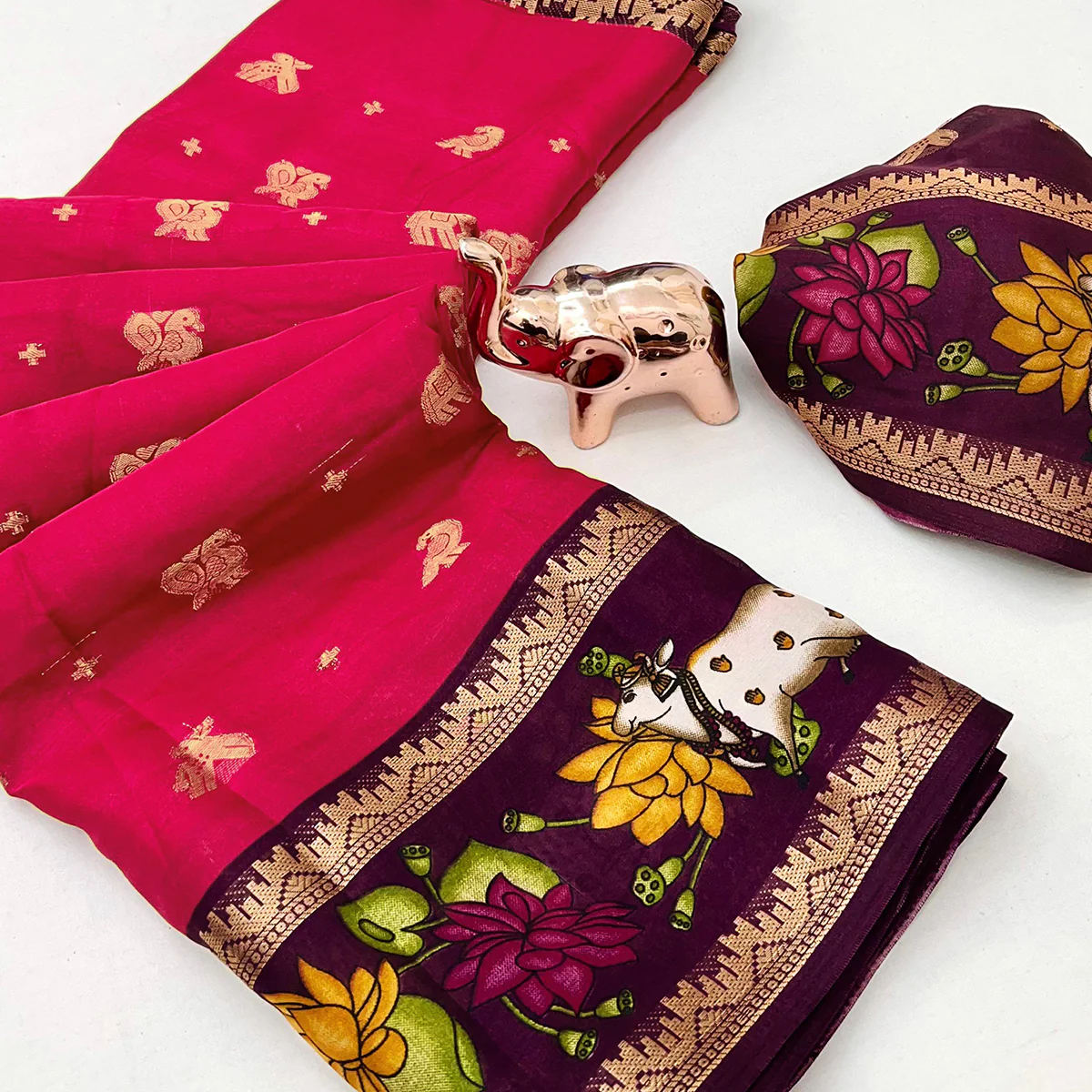 Elegant Pink Peacock Pattern Zari Weaving Georgette Saree With Tassel Pallu - Image 2
