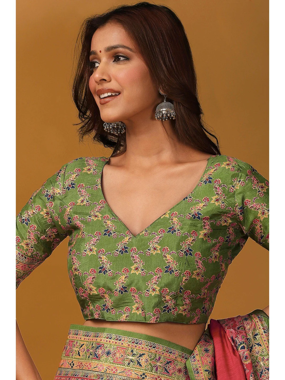 Elegant Pink Pure Viscose Dola Saree Adorned With Floral & Paisley Position Prints - Image 7
