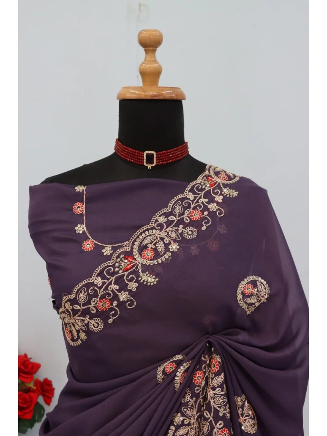 Elegant Purple Floral Cording Embroidered Georgette Saree Highlighted With Shimmering Sequins - Image 7