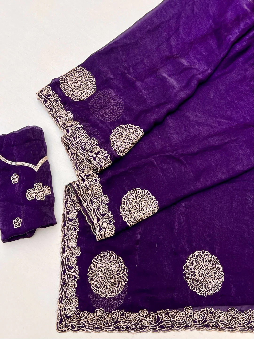 Elegant Purple Organza Satin Silk Saree Adorned With Fine Embroidery & Swarovski Work - Image 3