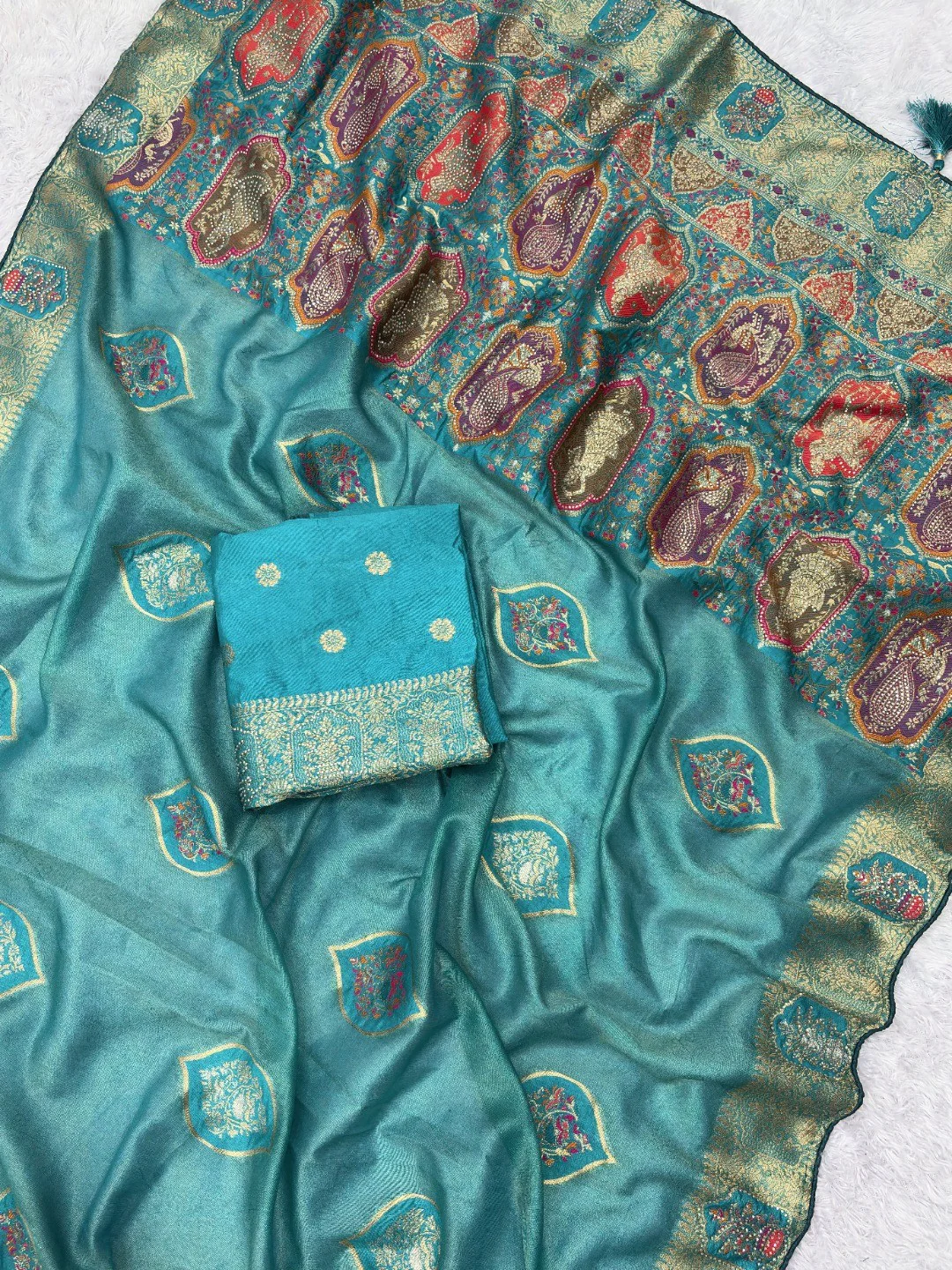 Elegant Rama Blue Floral Woven Nylon Tissue Jacquard Saree Adorned With Intricate Zarkan Work - Image 3