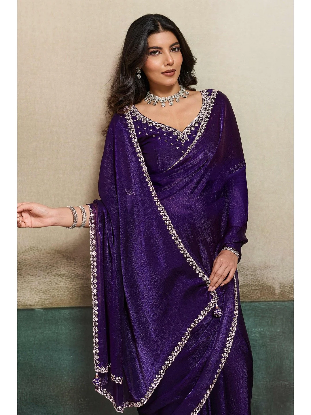 Elegant Royal Purple Solid Organza Chiffon Silk Saree Highlighted With Jarkan Work Border - Image 6