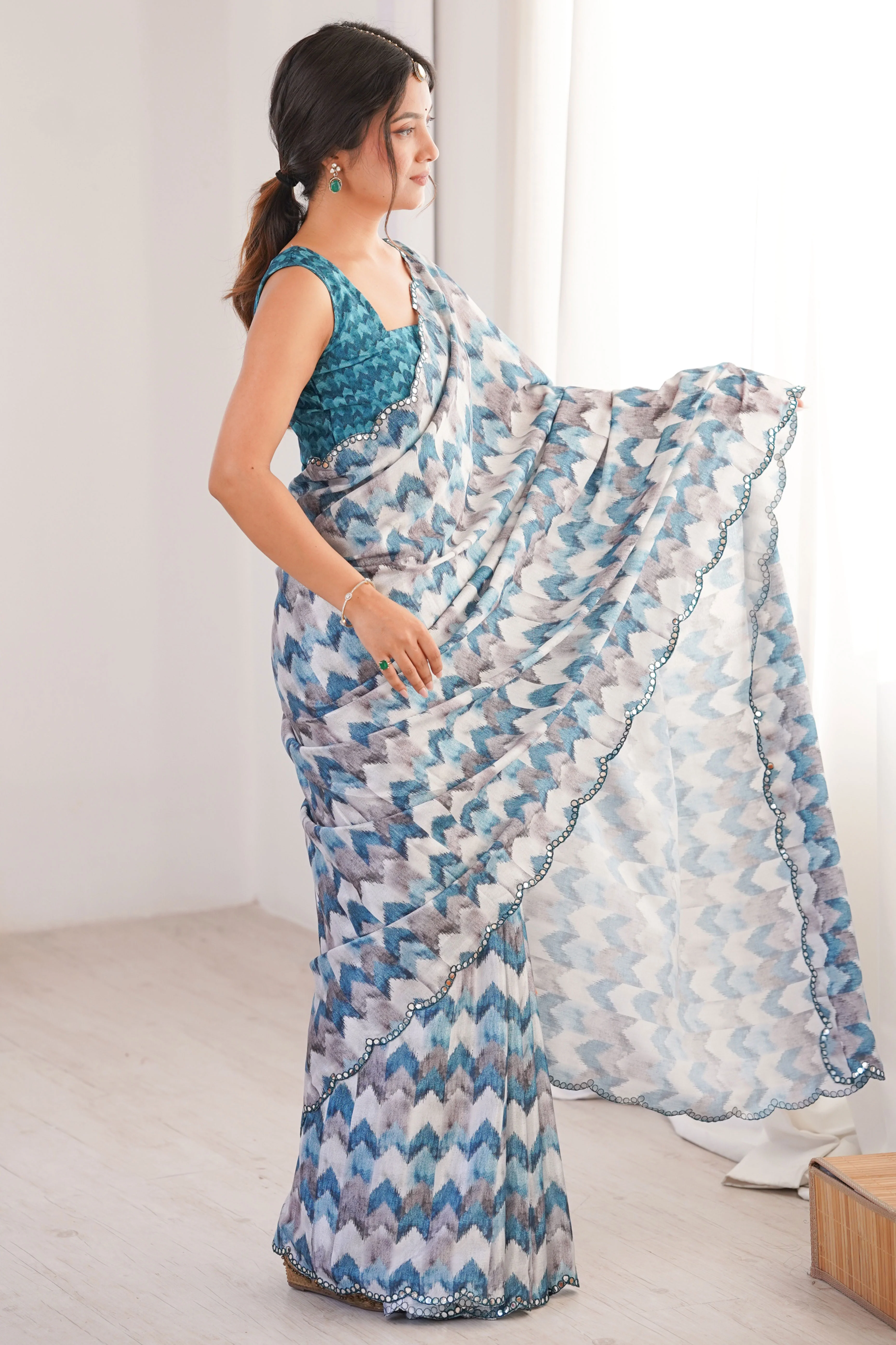 Elegant White Floral Digital Printed Chinon Saree Accented With Intricate Embroidered Border - Image 5