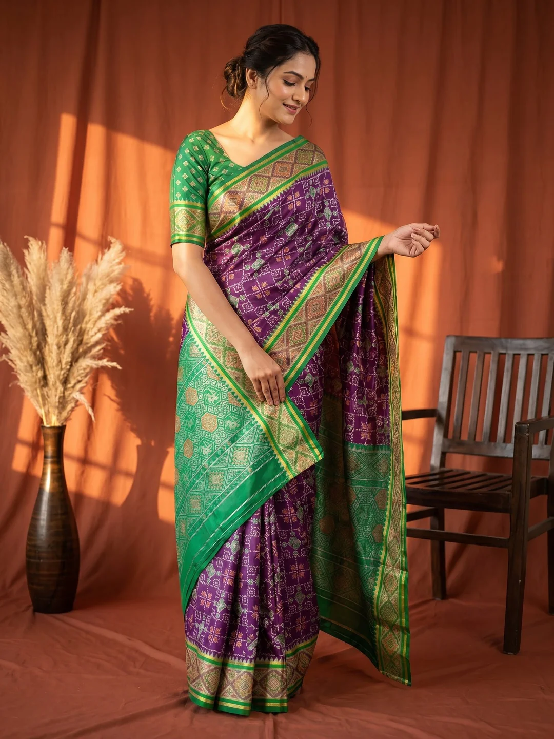 Elegant Wine Art Silk Patola Weaving Saree with Traditional Green Border