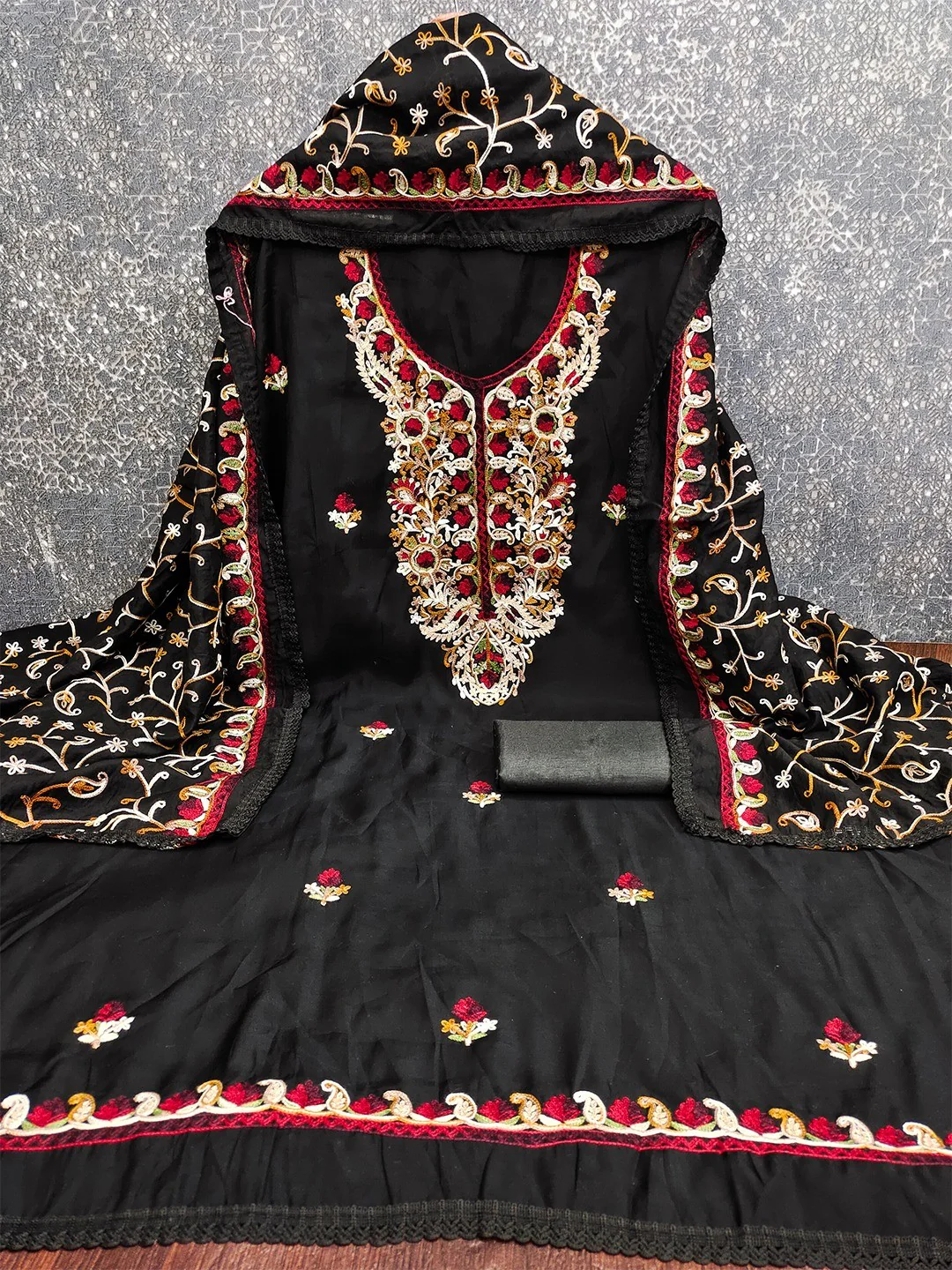 Ethnic Black Roman Art Silk Dress Material Highlighted With Floral & Paisley Thread Embroidery - Image 3