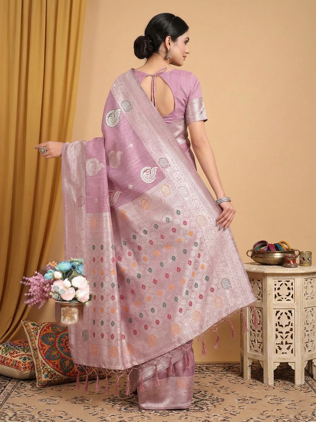 Ethnic Purple Silk Blend Saree with Stylish Woven Pattern Work - Image 3