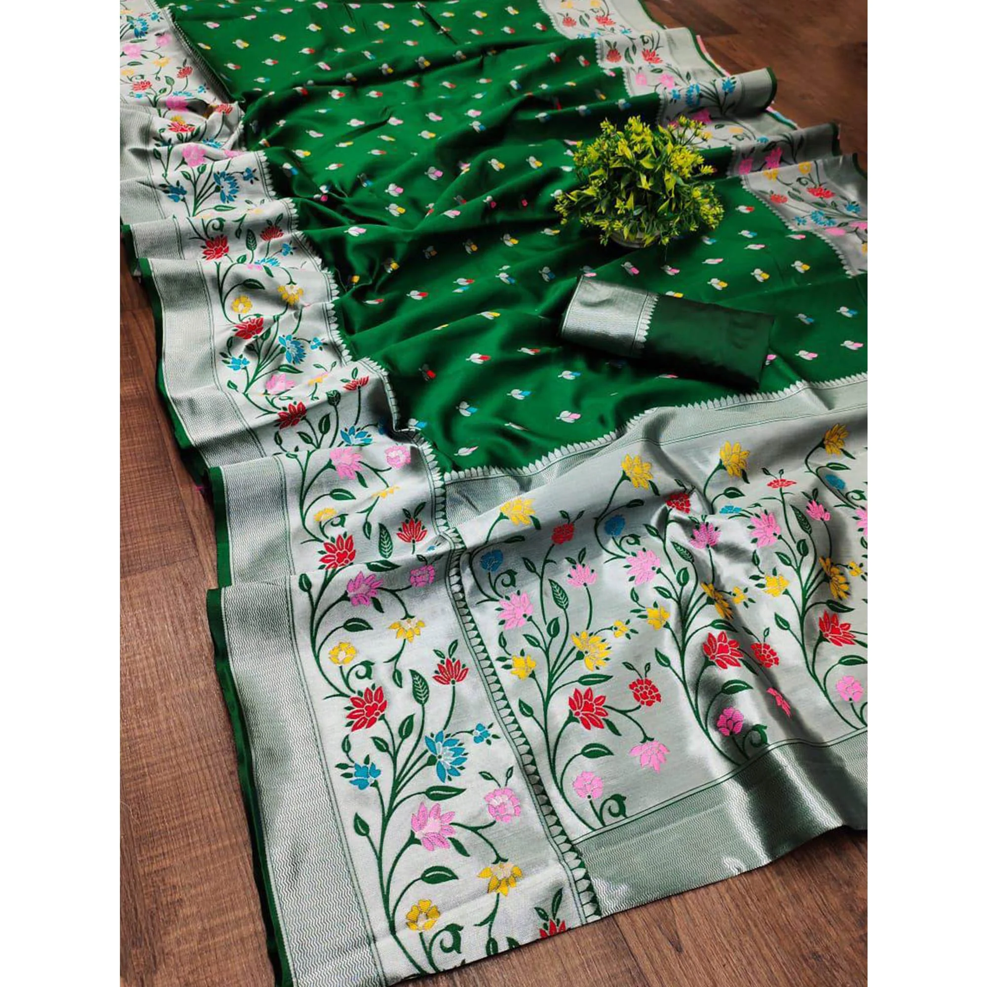 Festive Banarasi Silk Paithani Saree in Green Enhanced with Zari Weaving - Image 3