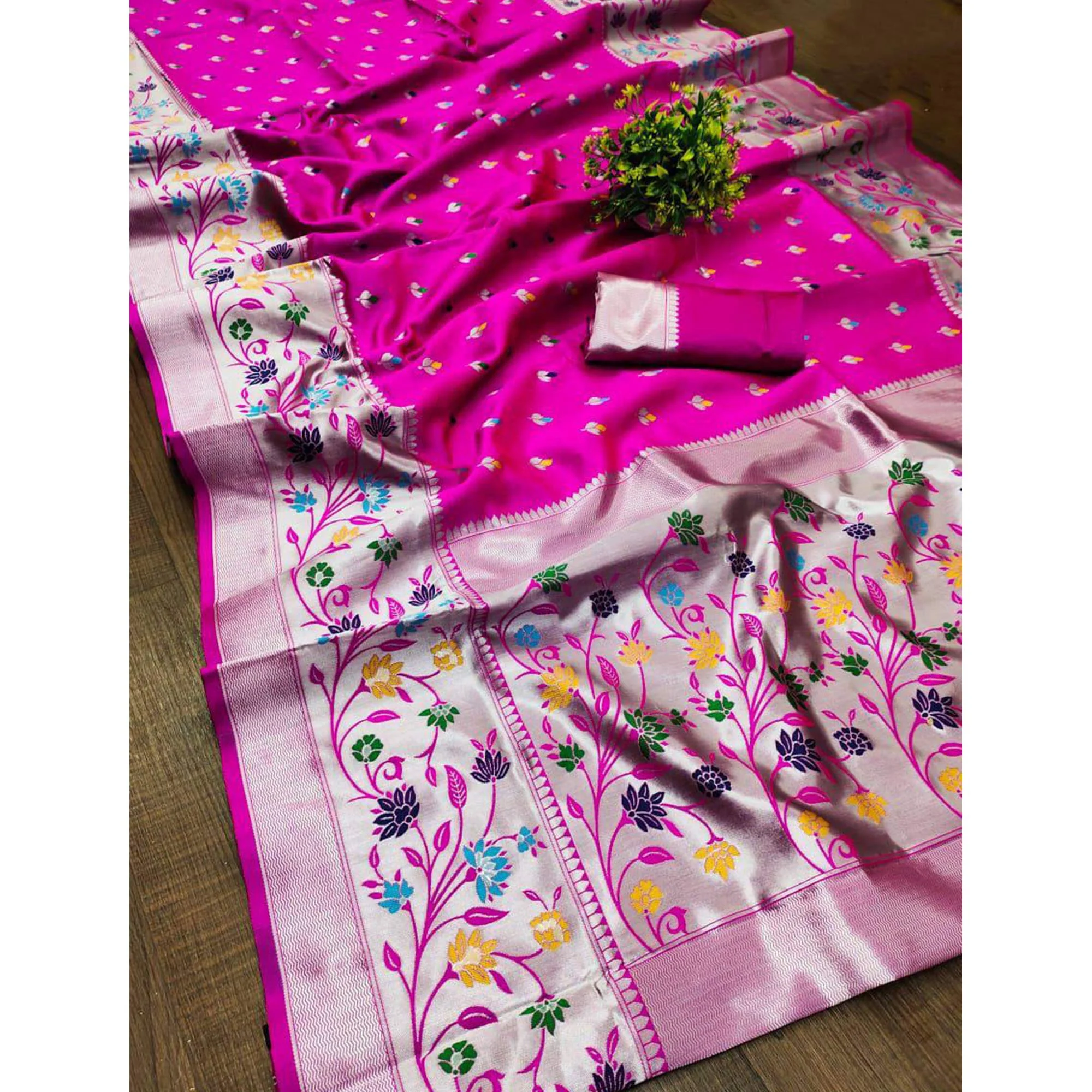 Festive Banarasi Silk Paithani Saree in Rani Pink Enhanced with Zari Weaving - Image 3