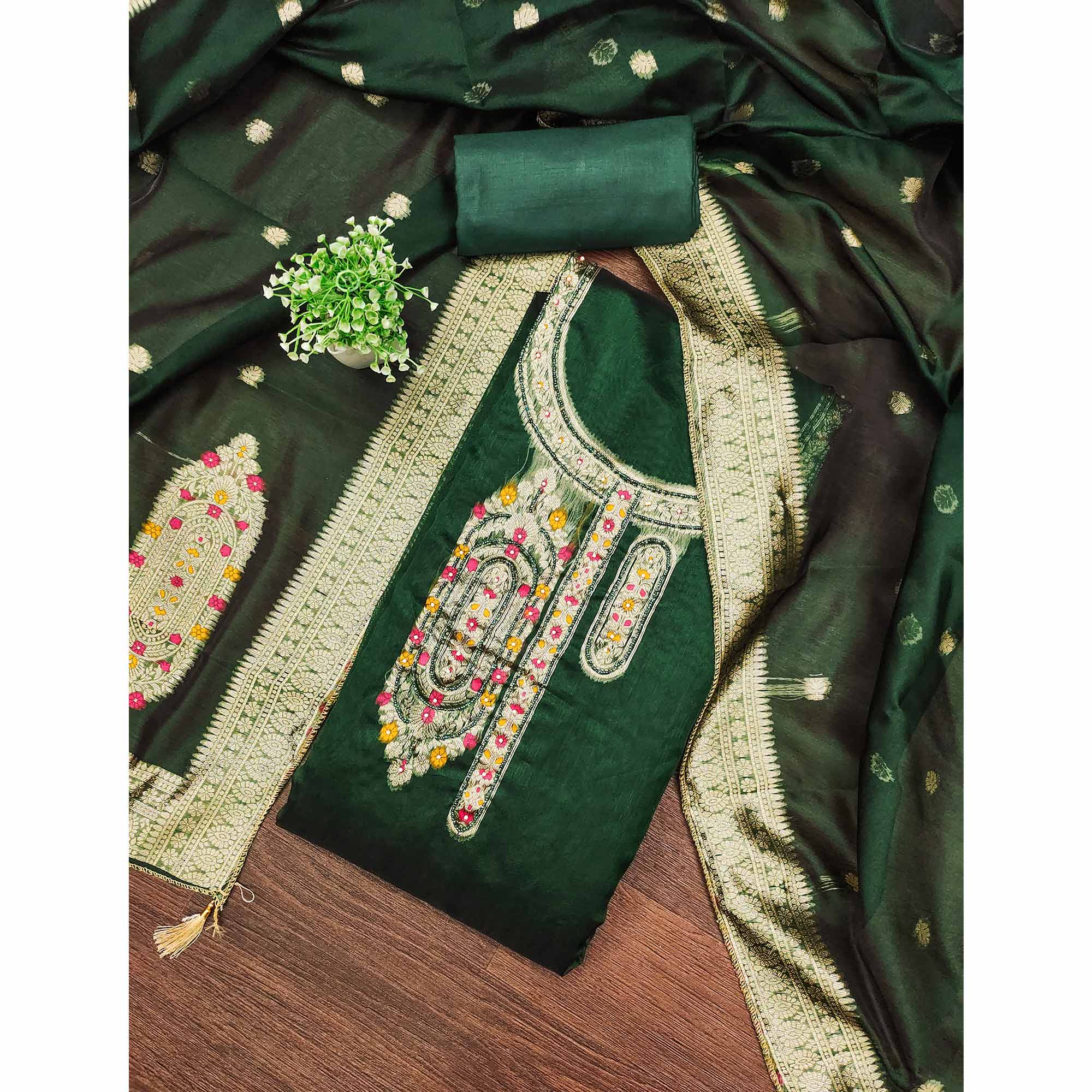 Festive Green Unstitched Dress Material in Zari Weaving Jacquard - Image 3