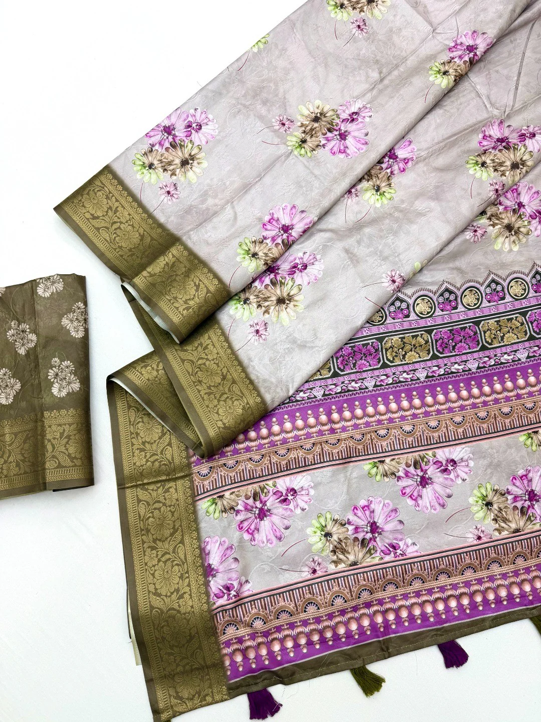 Floral Digital Print Grey & Green Dola Silk Saree with Jacquard Border - Image 3