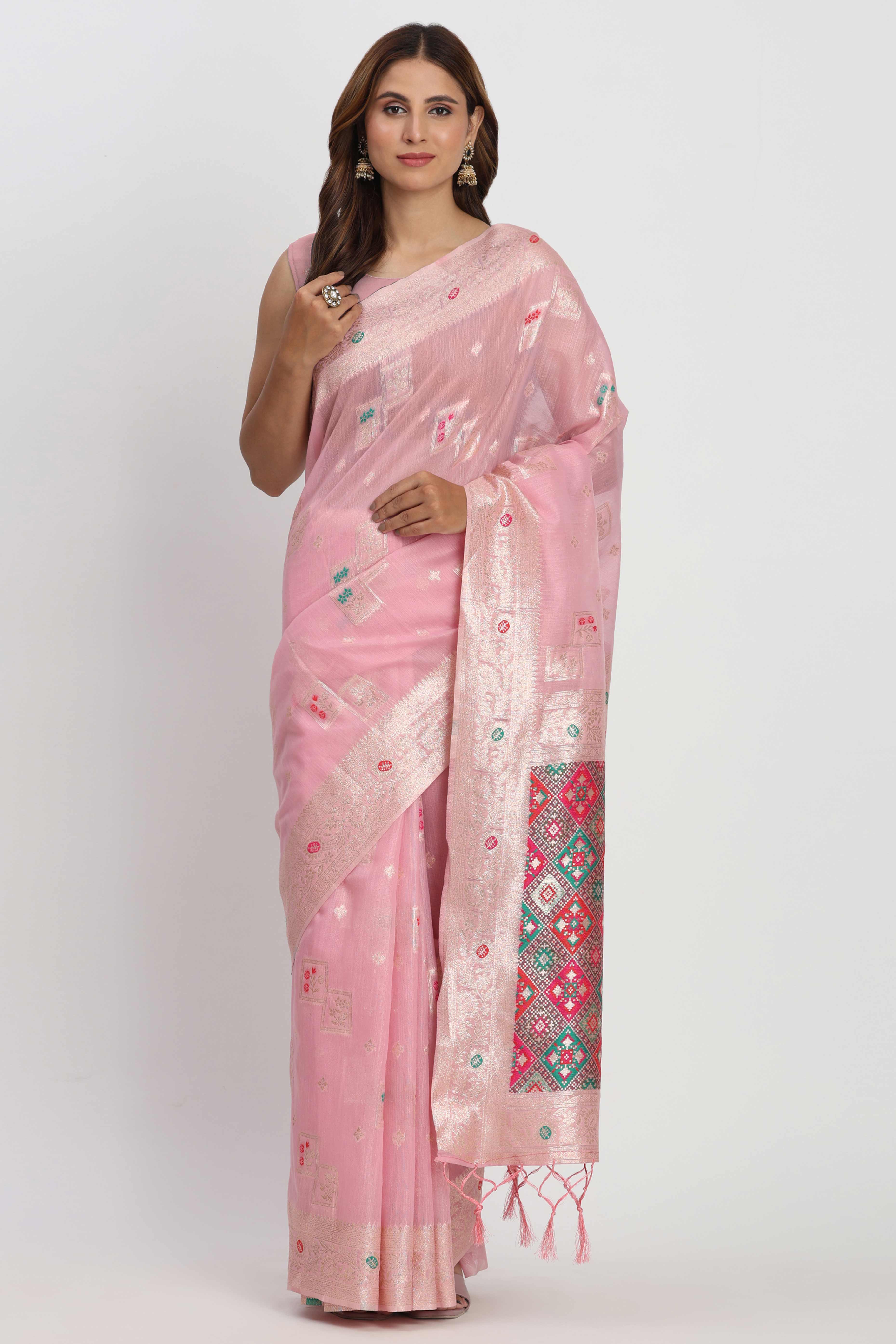 Floral Zari Weaving Brings Regal Beauty To This Light Pink Linen Cotton Saree With Tassel Accents - Image 3