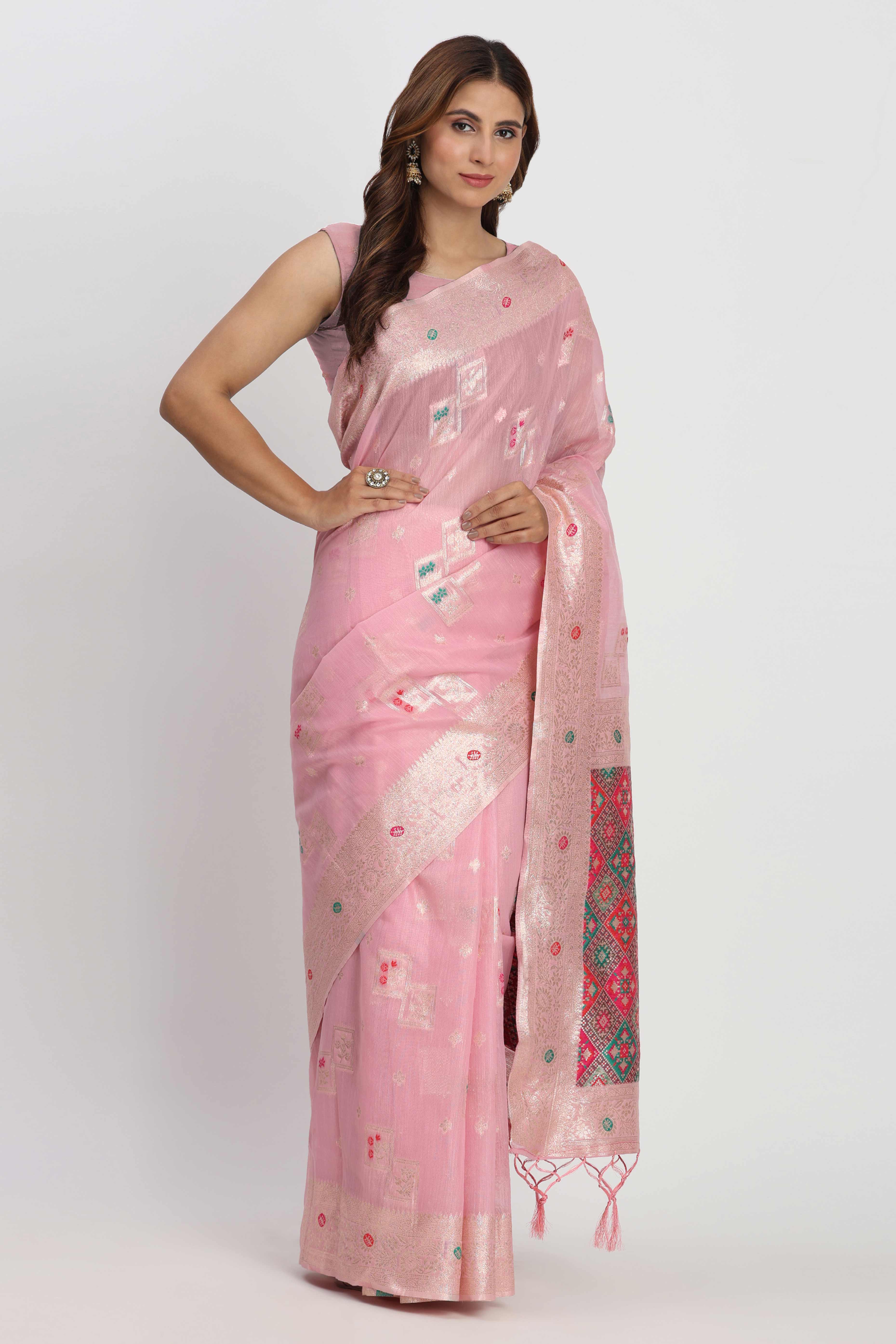 Floral Zari Weaving Brings Regal Beauty To This Light Pink Linen Cotton Saree With Tassel Accents - Image 4