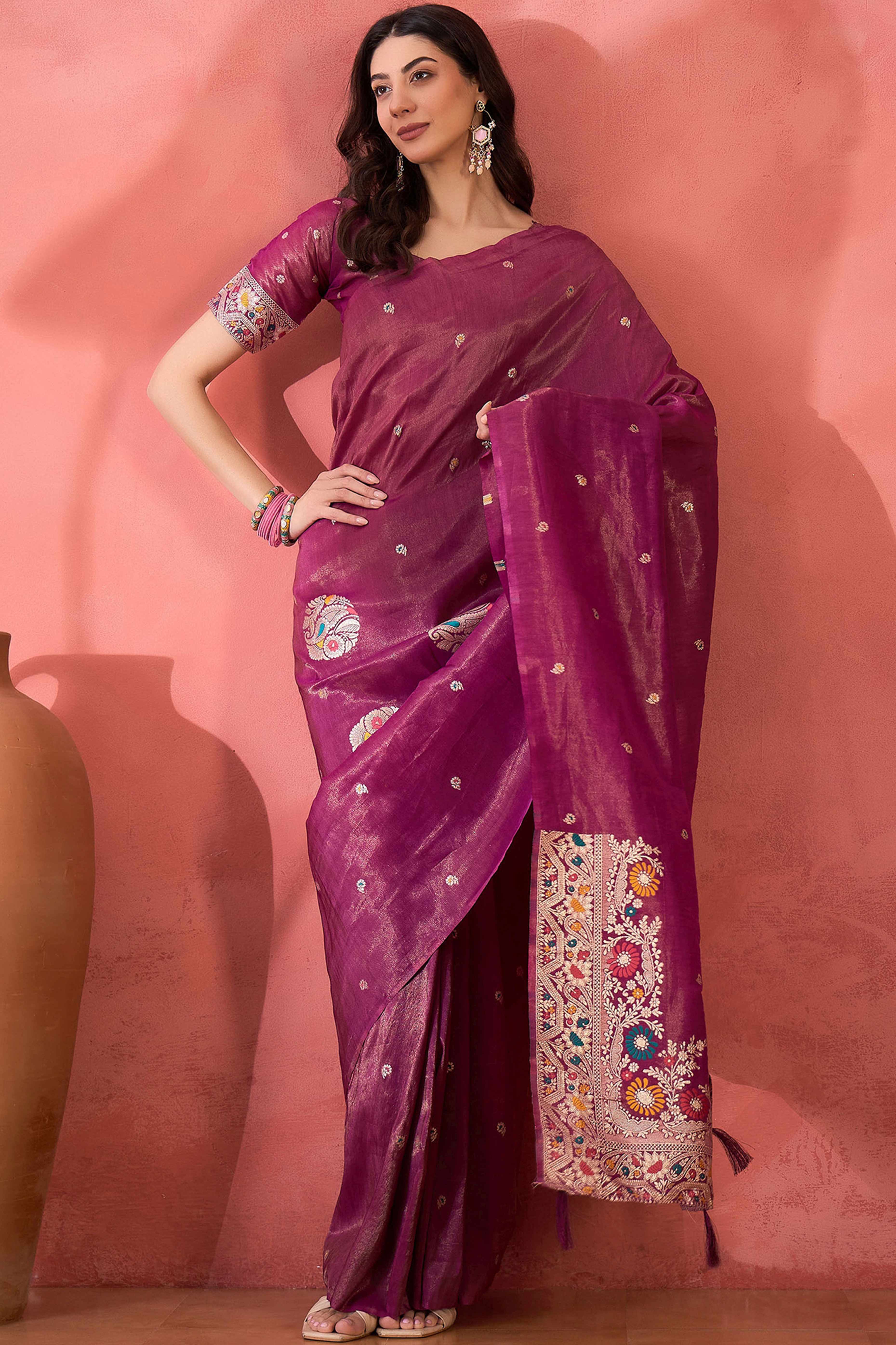 Floral Zari Woven Wine Saree In Shimmer Finish With Elegant Tassel Pallu - Image 3