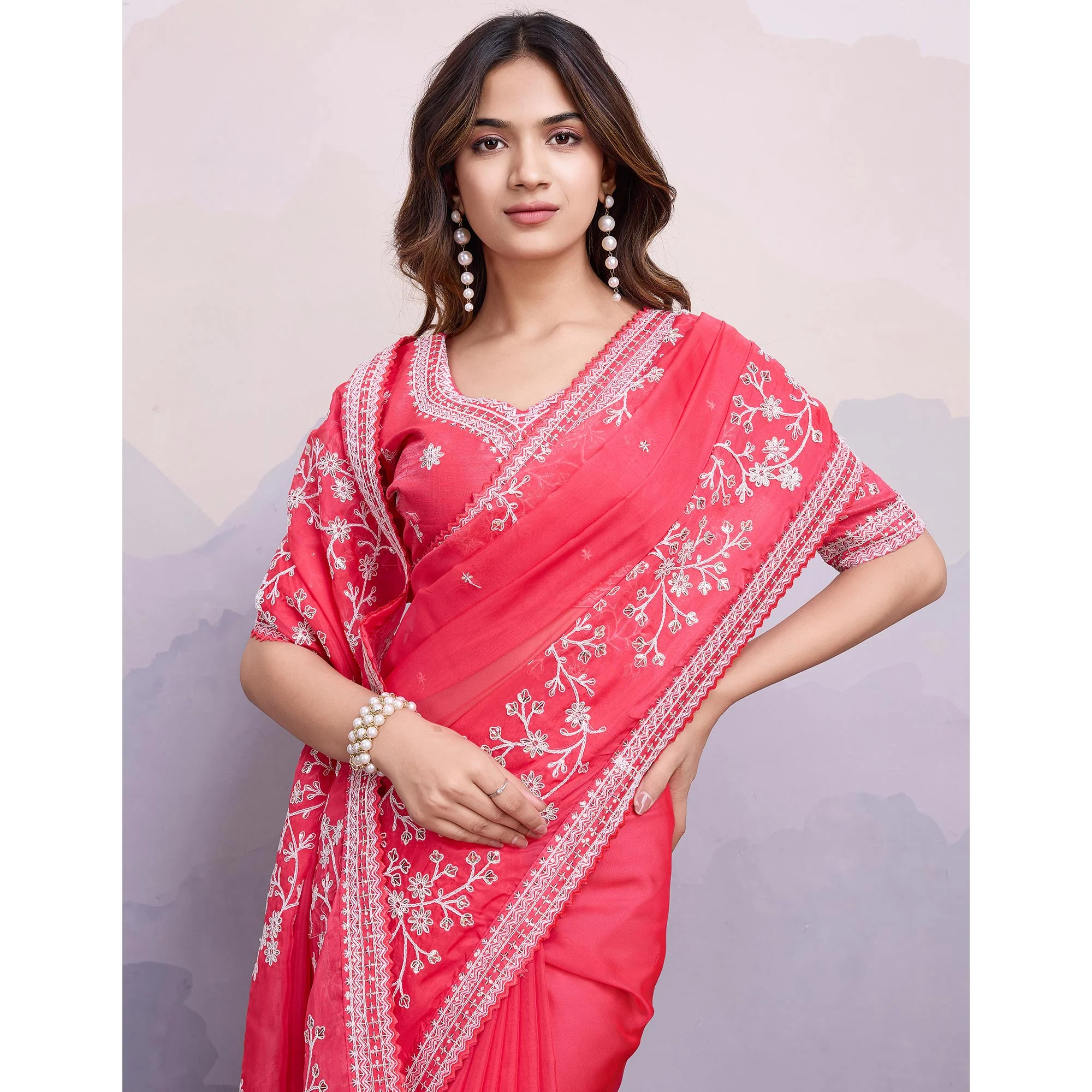 Gajari Pink Floral Sequins Embroidered Organza Saree With Lace Border - Image 7
