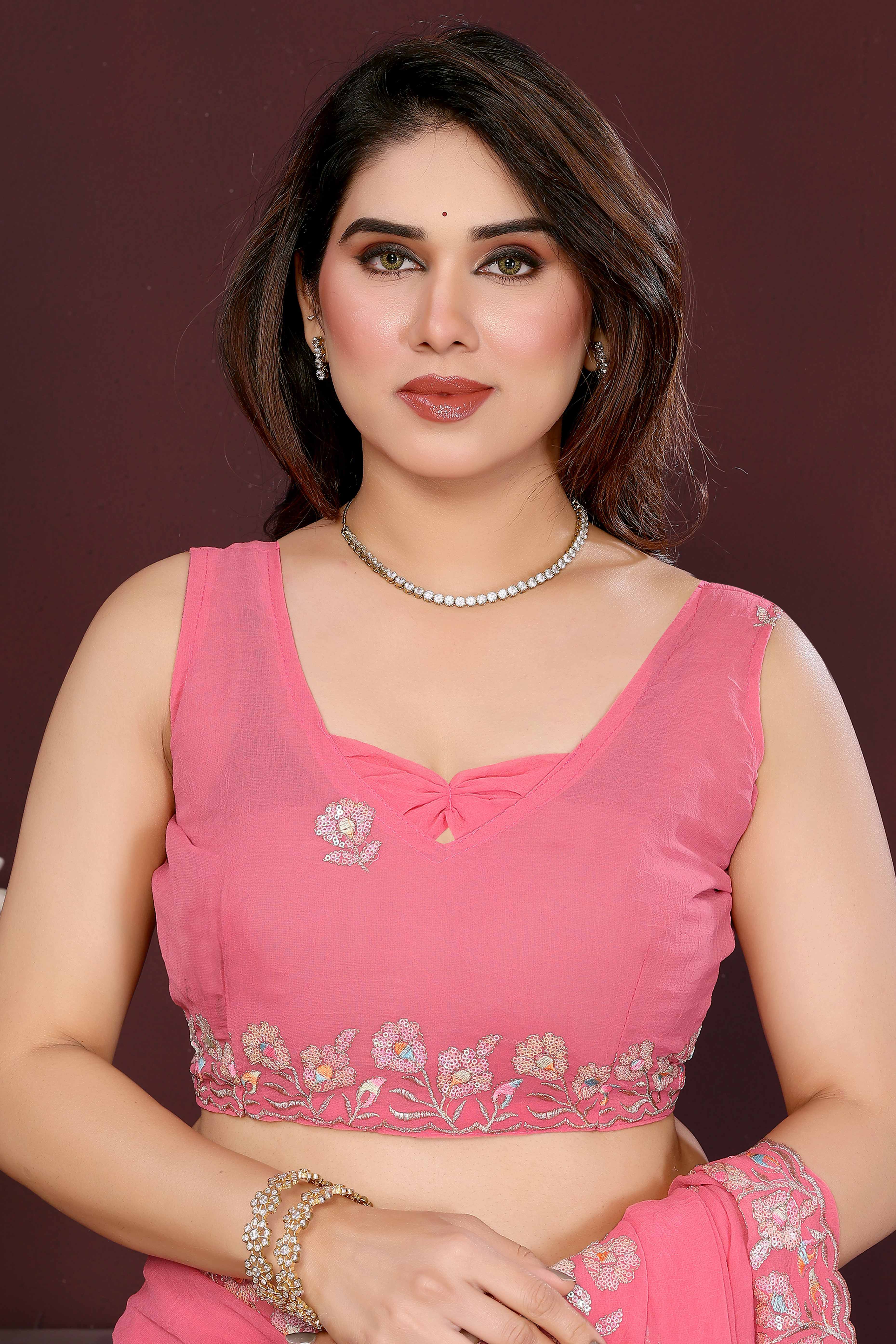 Gajari Pink Georgette Saree Featuring Intricate Floral Sequin Embroidery - Image 7