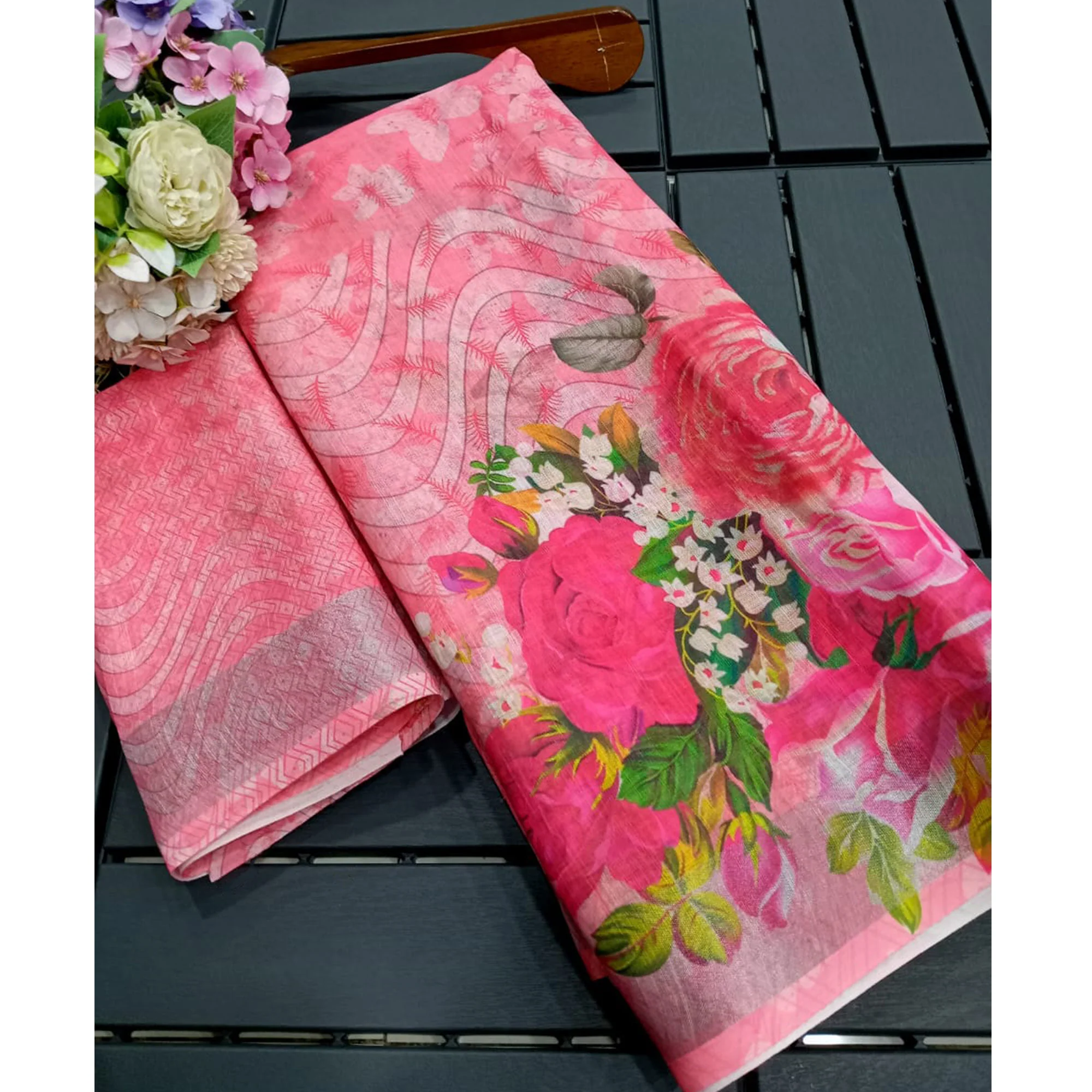 Gajri Pink Floral Printed Linen Saree - Image 4