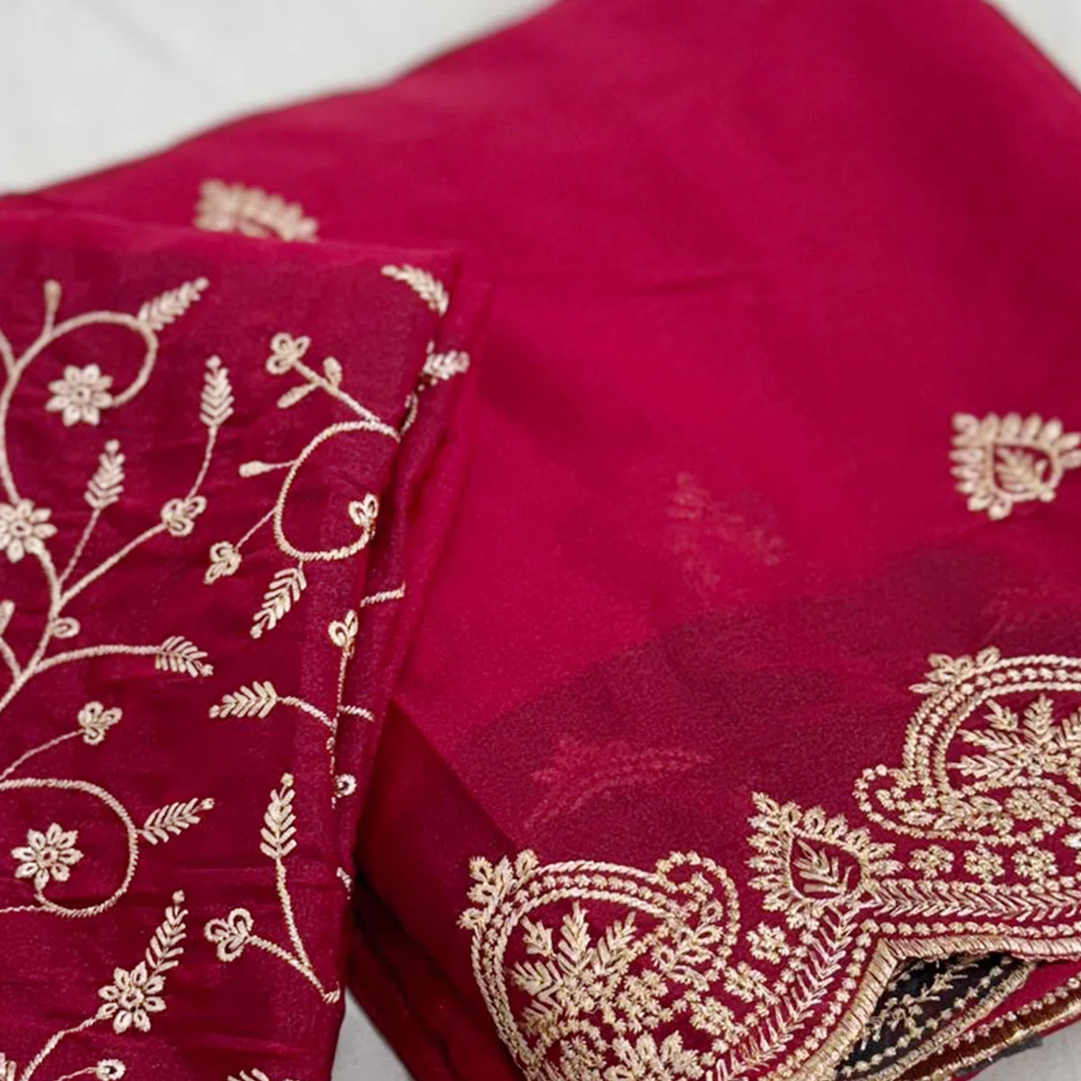 Gorgeous Pink Floral Embroidered Georgette Saree Accented With Luxurious Zari Work - Image 2